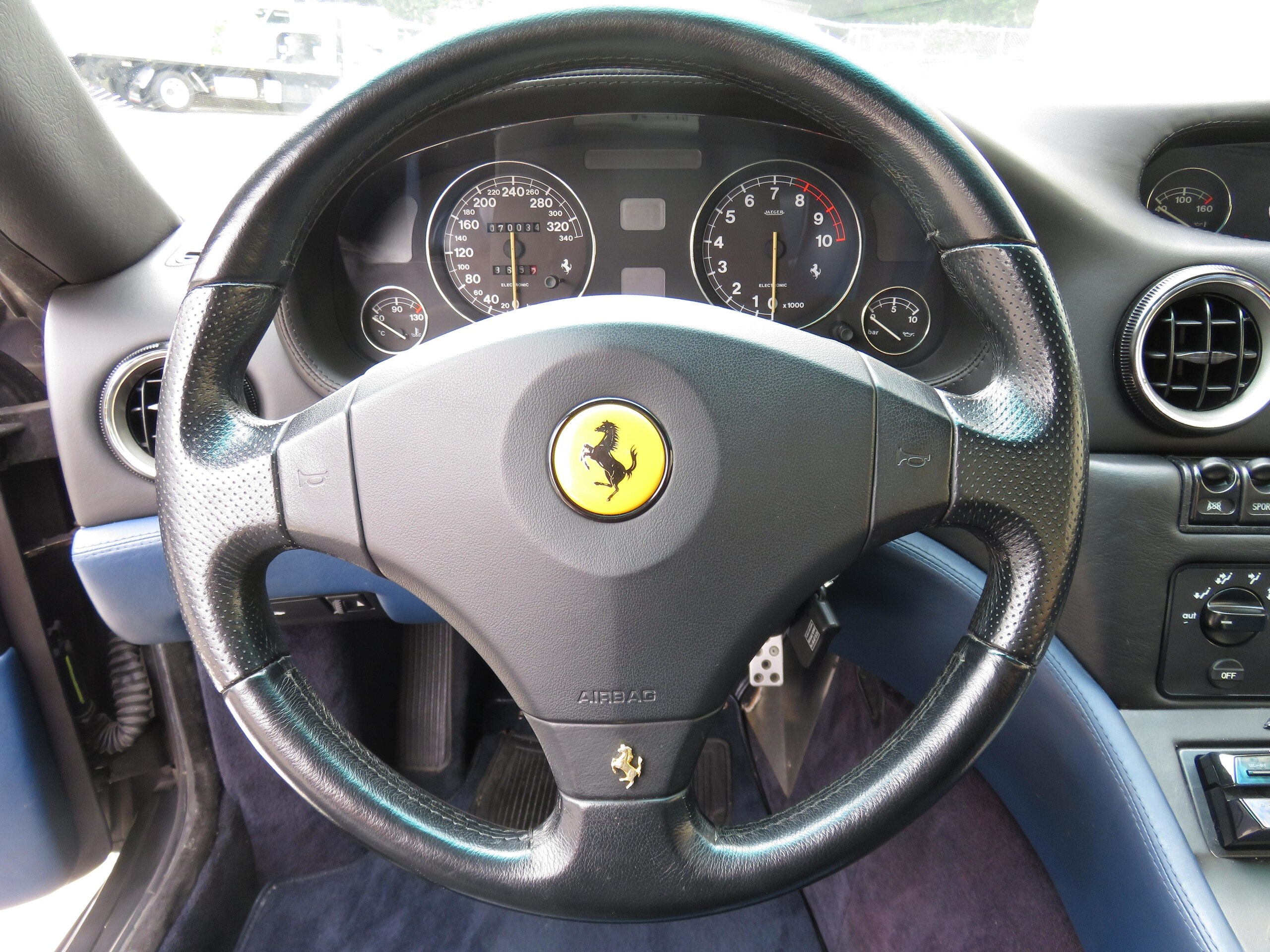 1997 Ferrari 550 Maranello — Photo 10 / 18