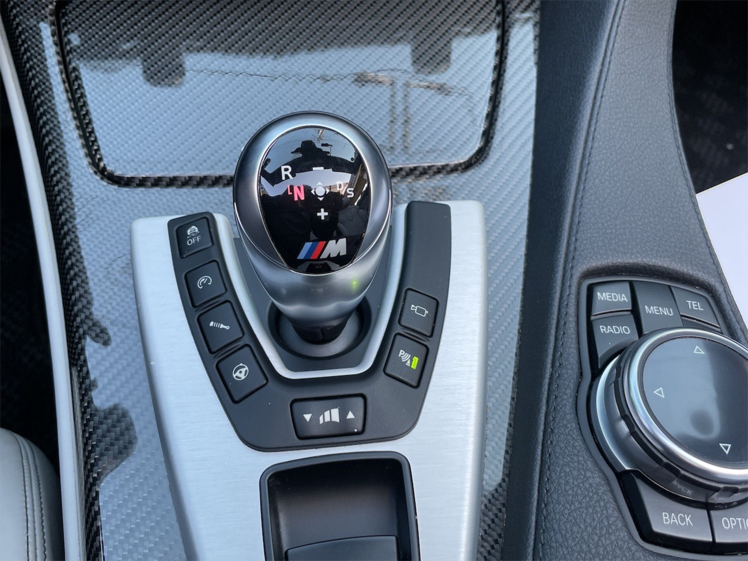 2014 BMW M6 Cabriolet — Photo 25 / 37