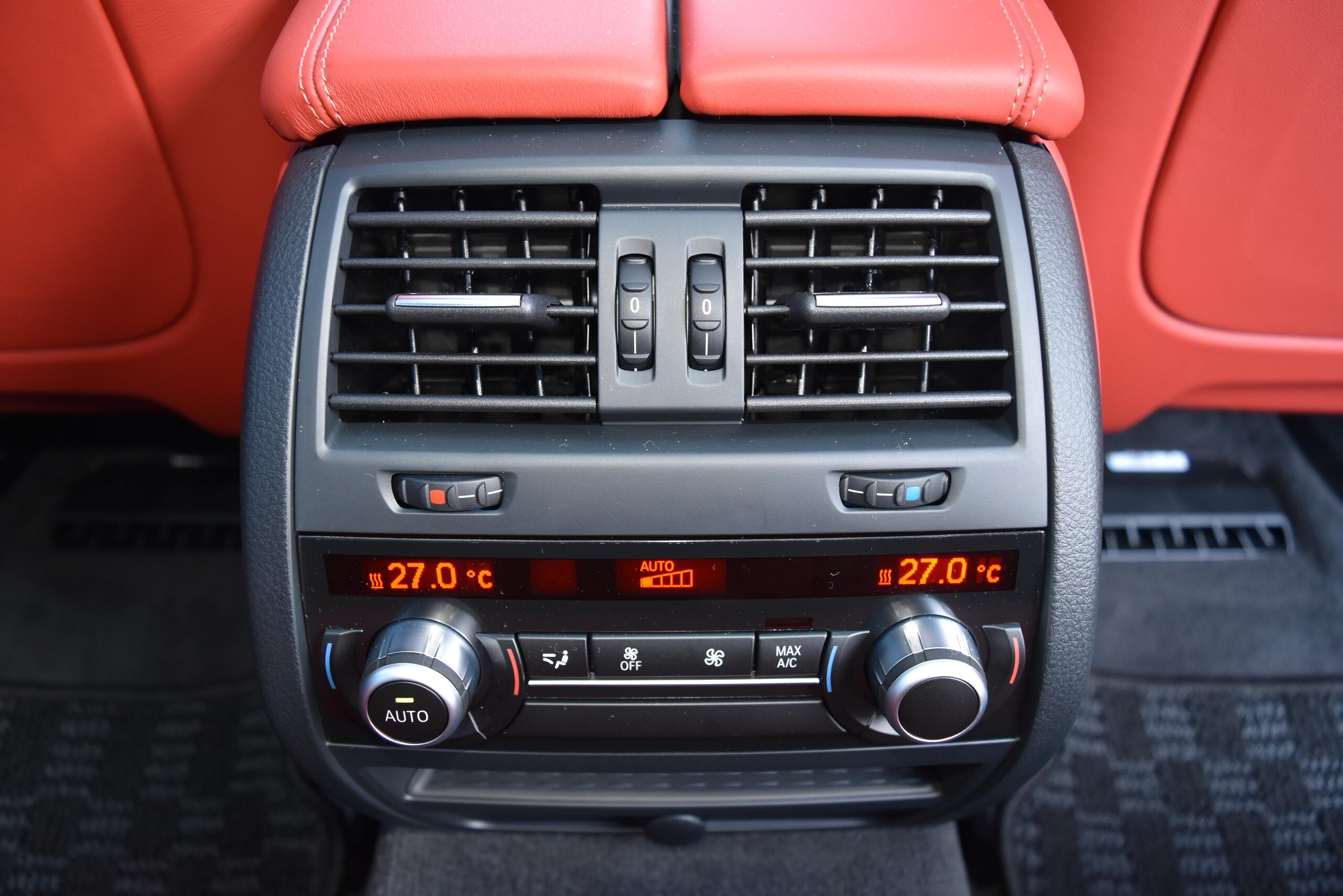 2013 BMW M5 — Photo 21 / 25