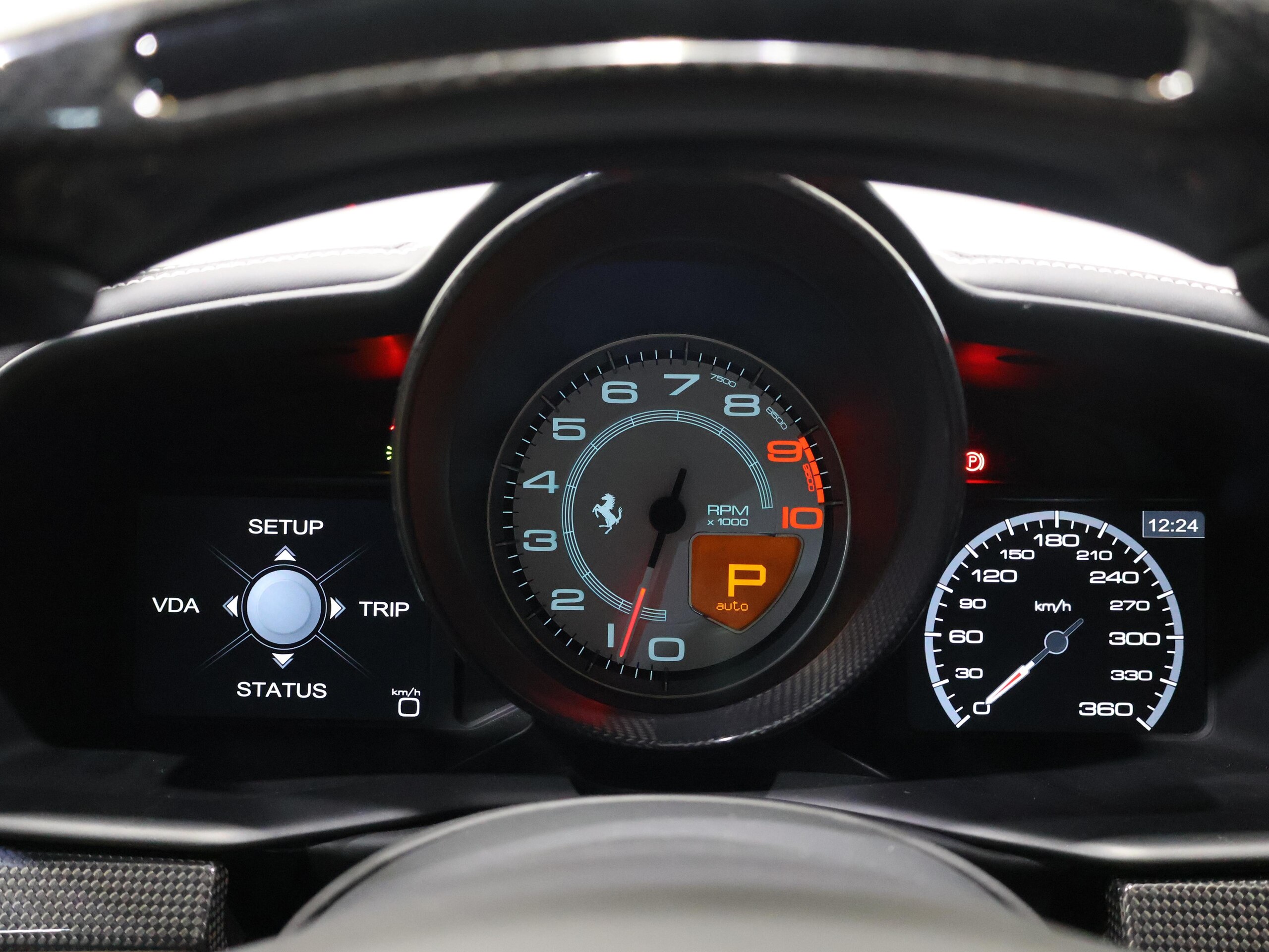 2013 Ferrari 458 Italia F1 DCT — Photo 24 / 32
