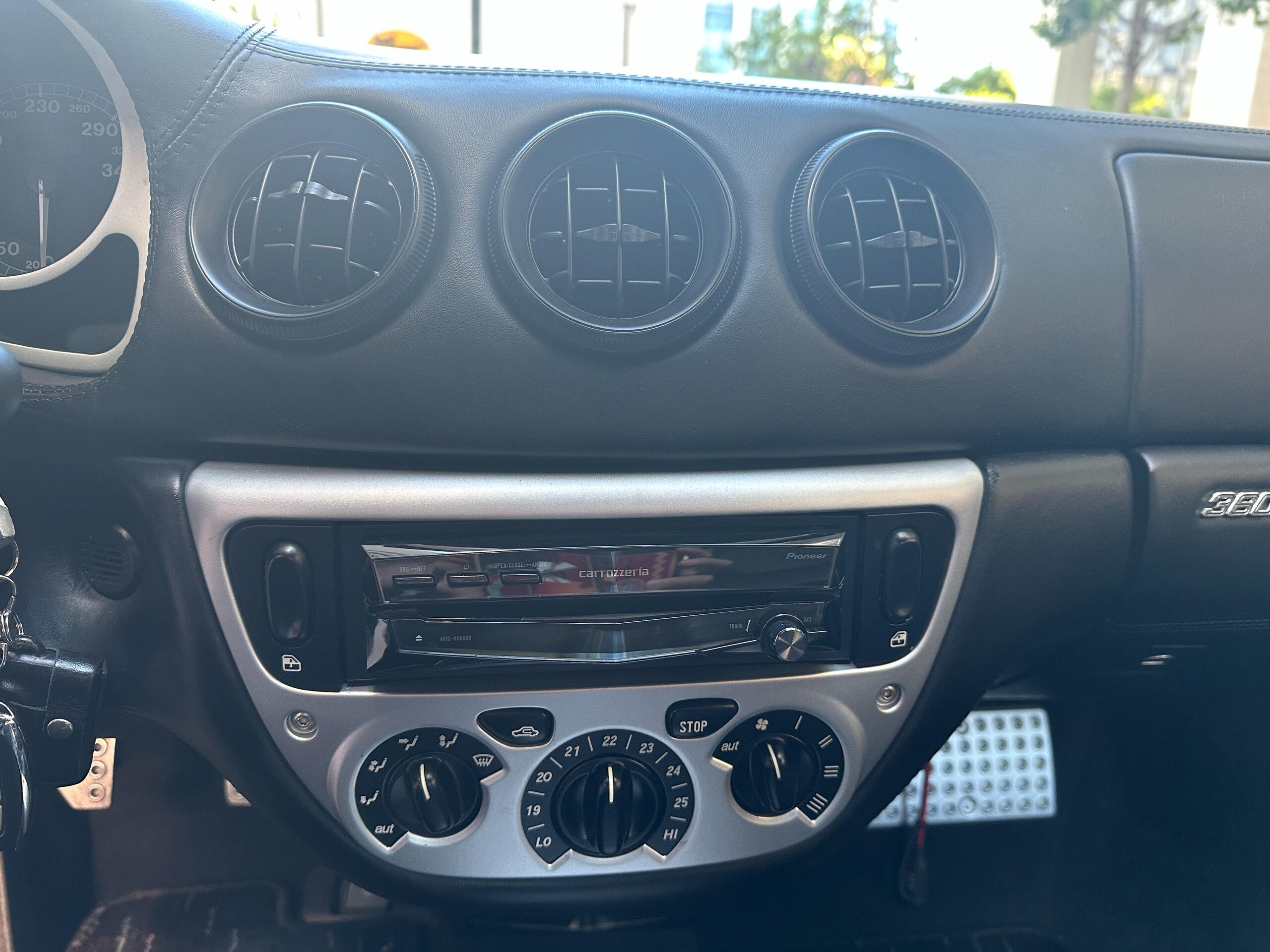2004 Ferrari 360 Modena — Photo 12 / 16