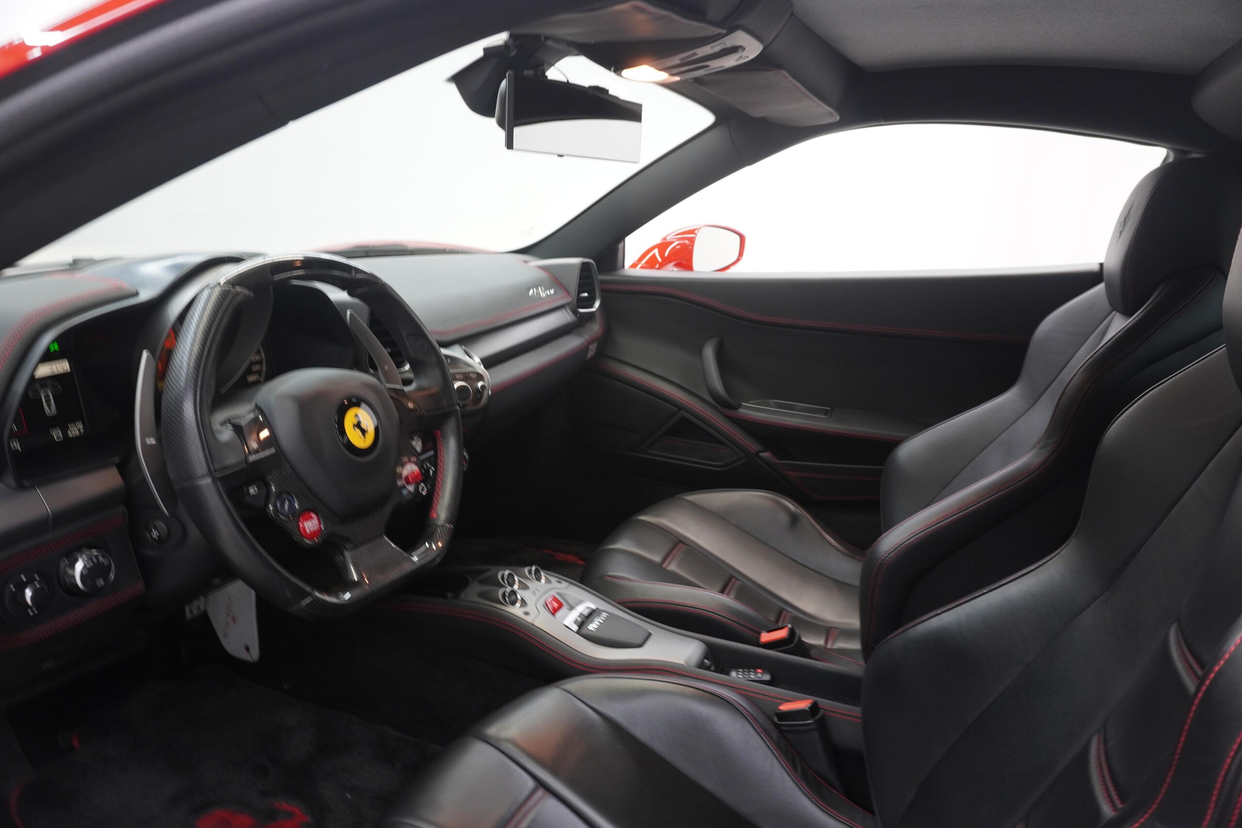 2013 Ferrari 458 Italia F1 DCT — Photo 7 / 22