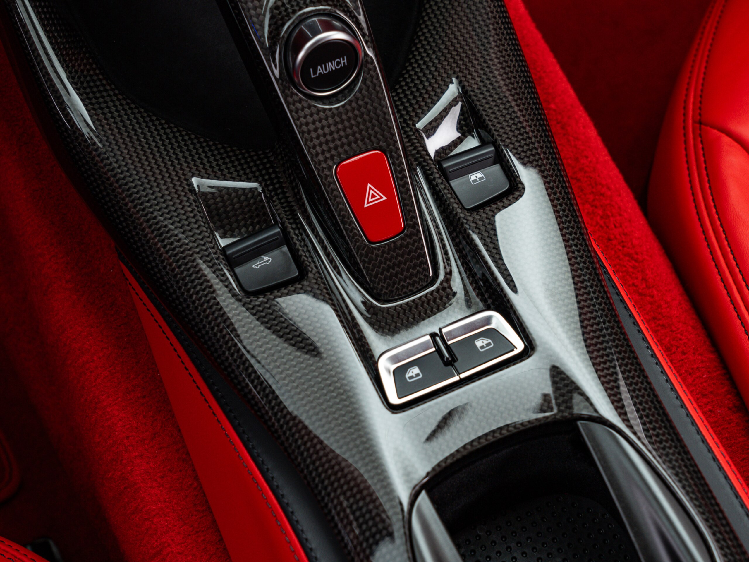 2022 Ferrari 812GTS — Photo 33 / 51