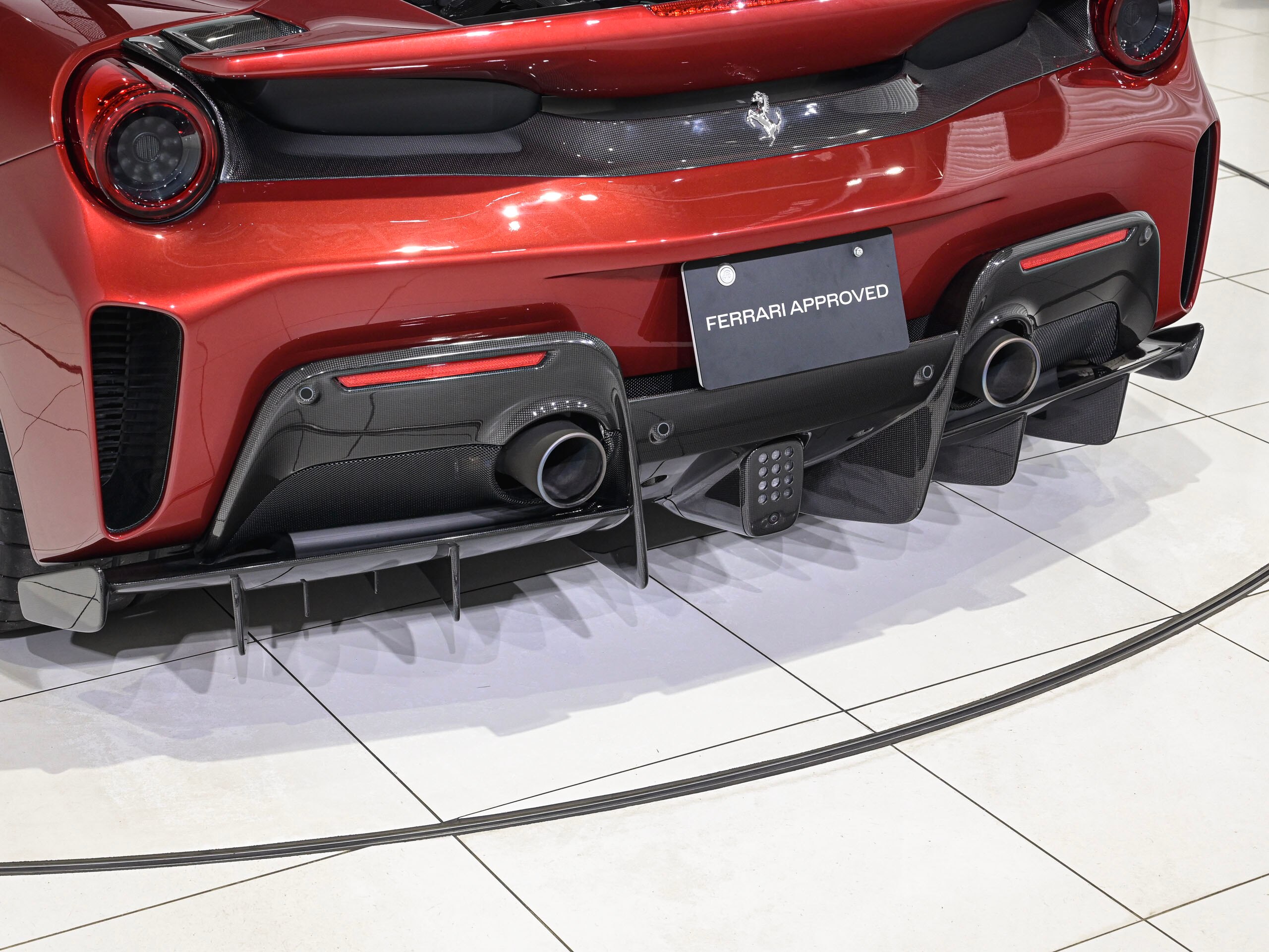2020 Ferrari 488 Pista — Photo 11 / 30