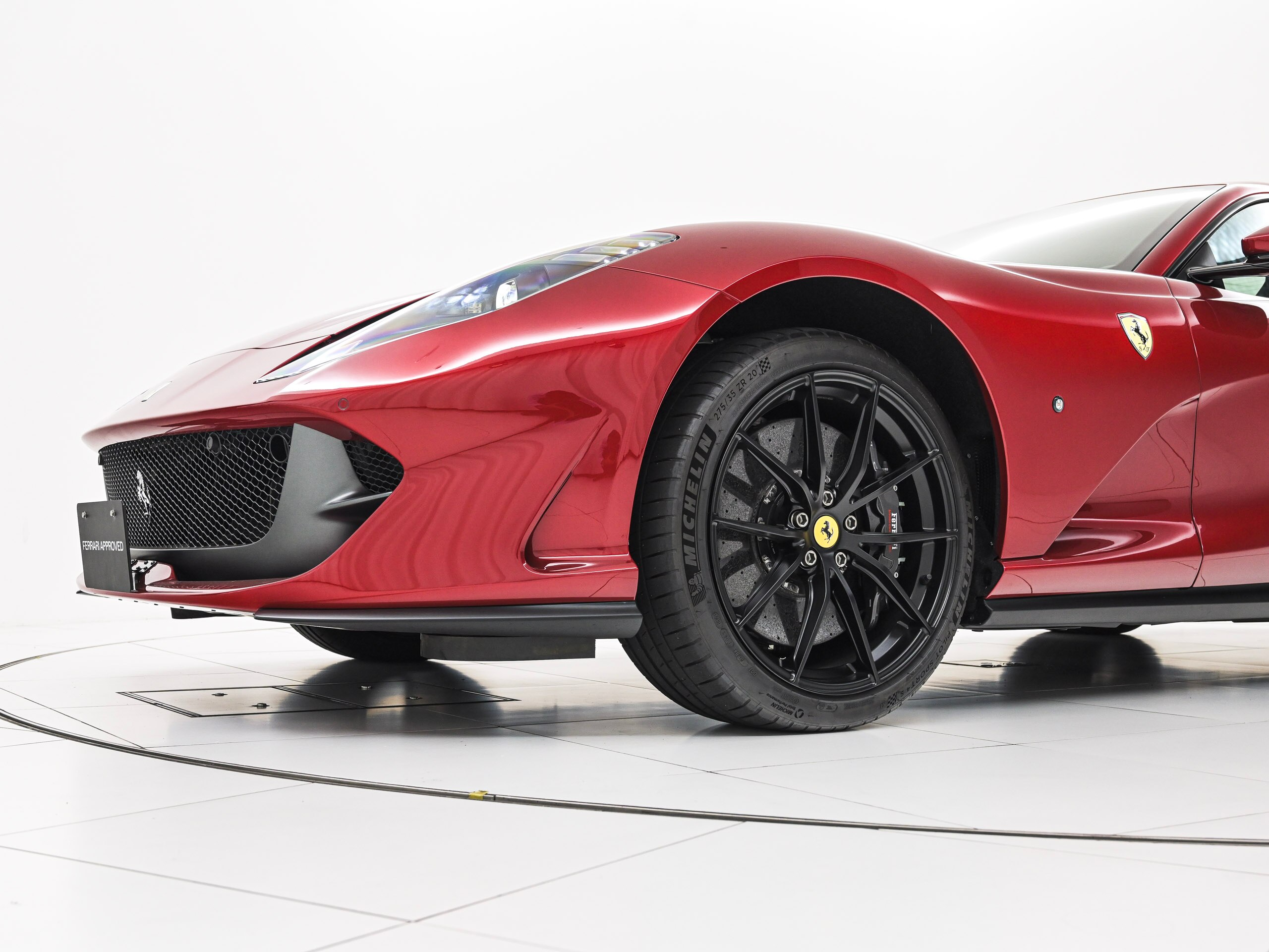 2021 Ferrari 812 Superfast — Photo 26 / 31