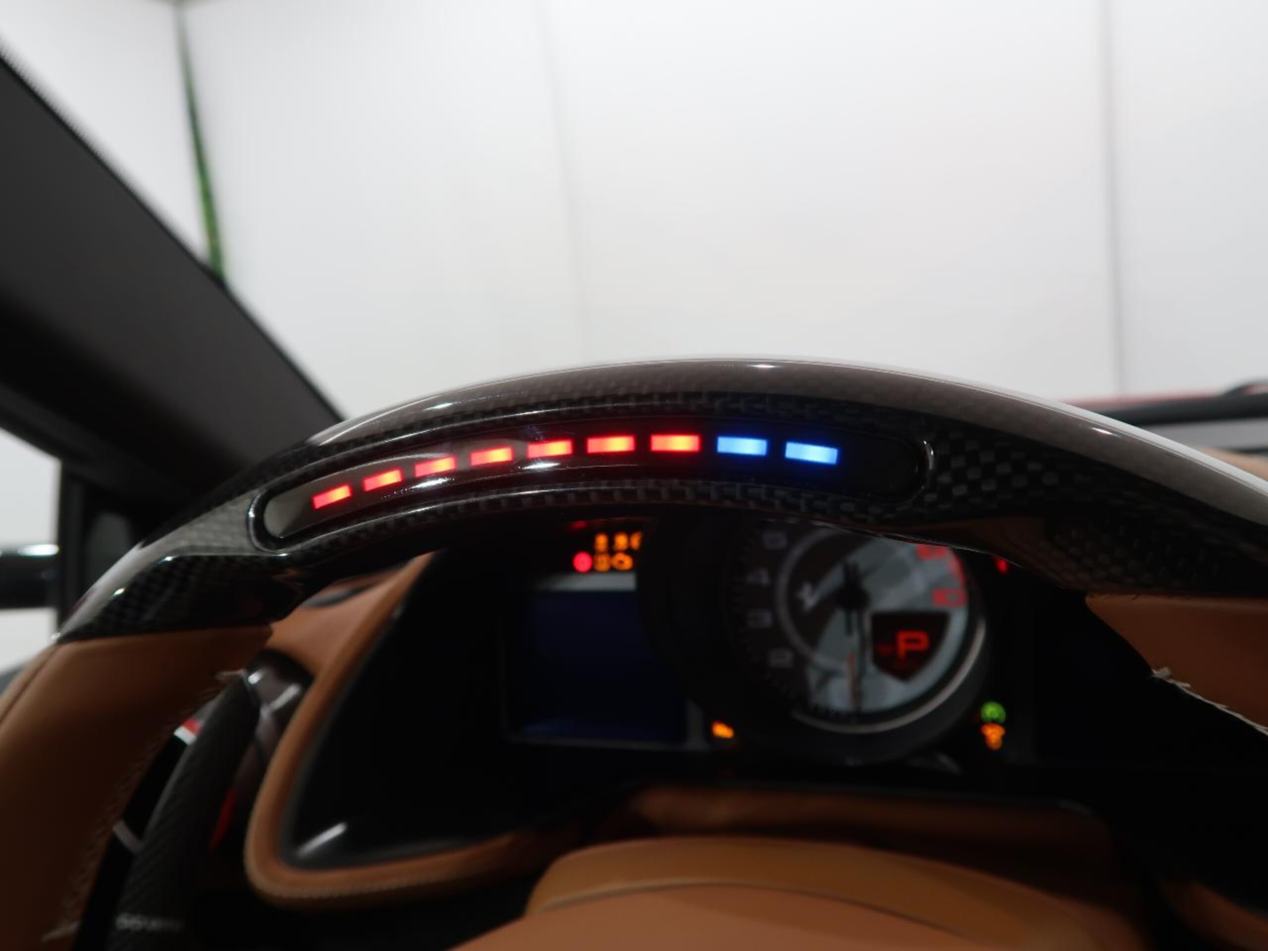 2018 Ferrari 812 Superfast — Photo 16 / 51