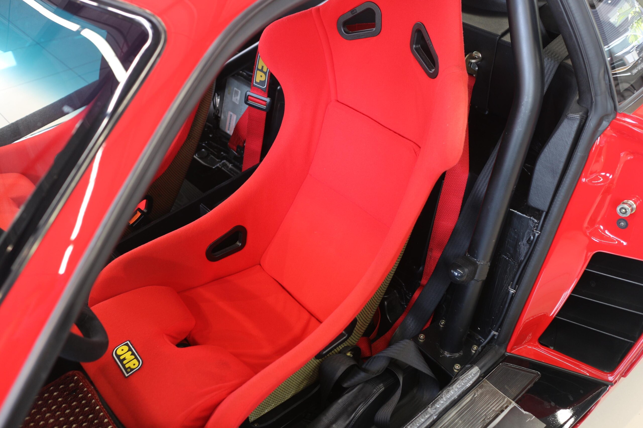 1993 Ferrari 348GTB Challenge — Photo 6 / 13