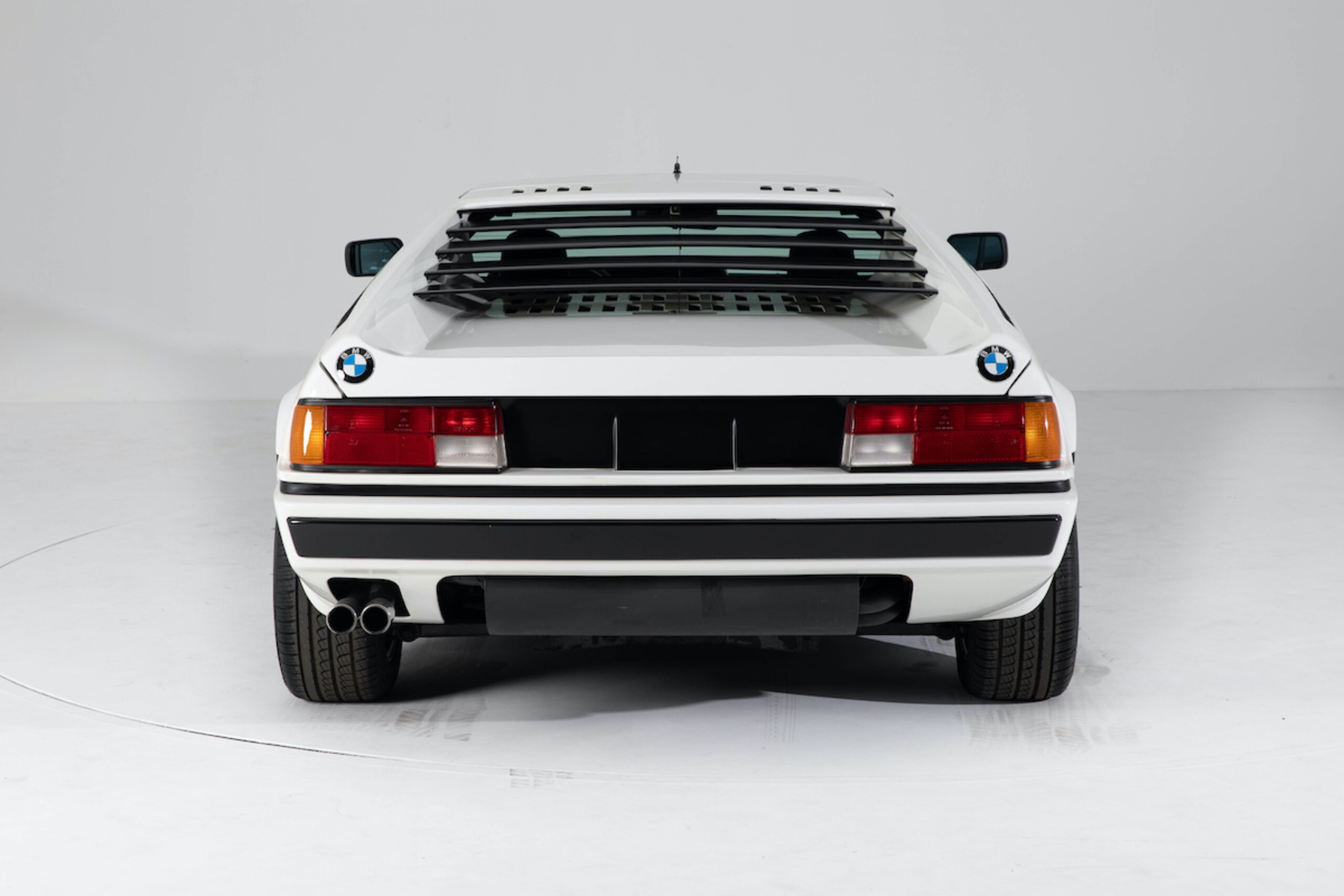 1981 BMW M1 — Photo 6 / 33