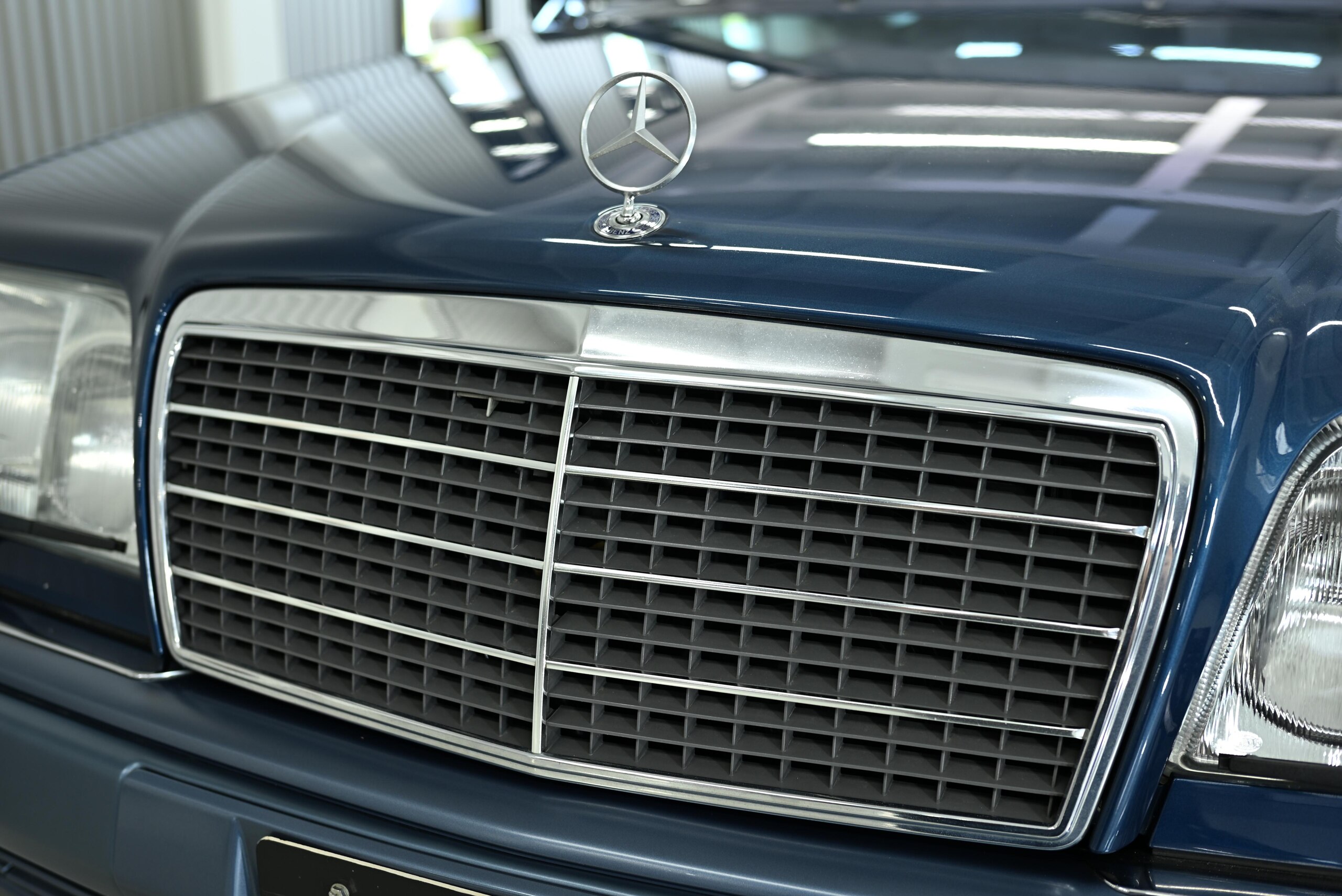 1994 Mercedes Benz E500 — Photo 13 / 74