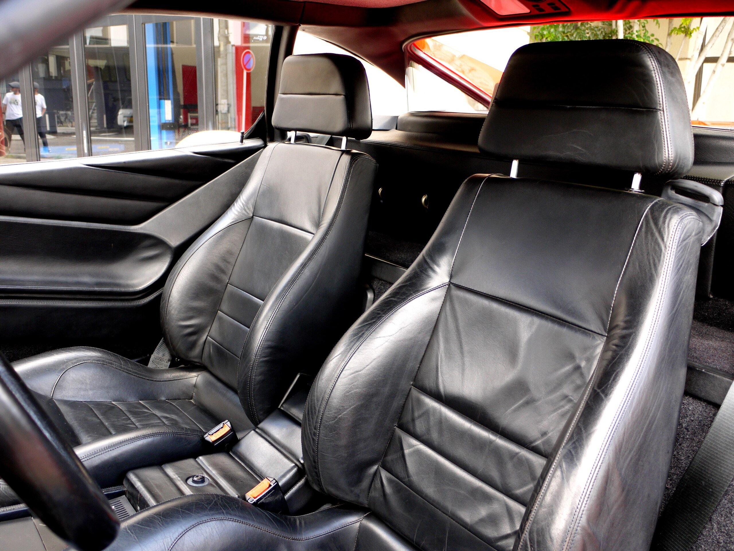 1990 Ferrari 348 TB — Photo 7 / 11