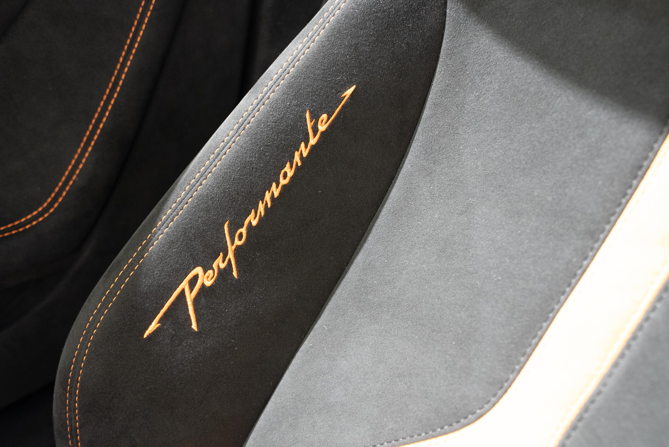2018 Lamborghini Huracán Performante — Photo 10 / 25