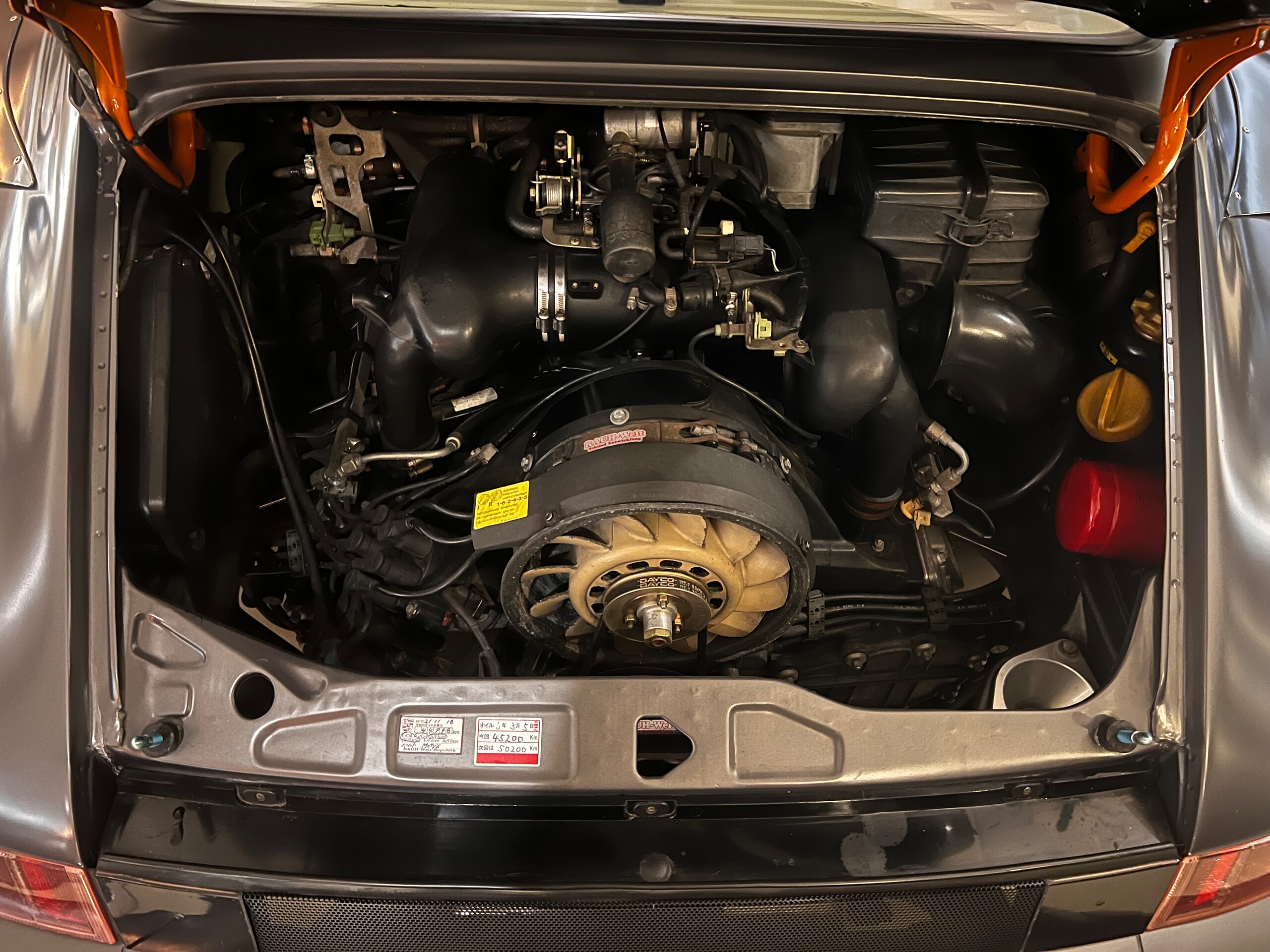 1992 Porsche 911 Carrera 2 — Photo 14 / 14