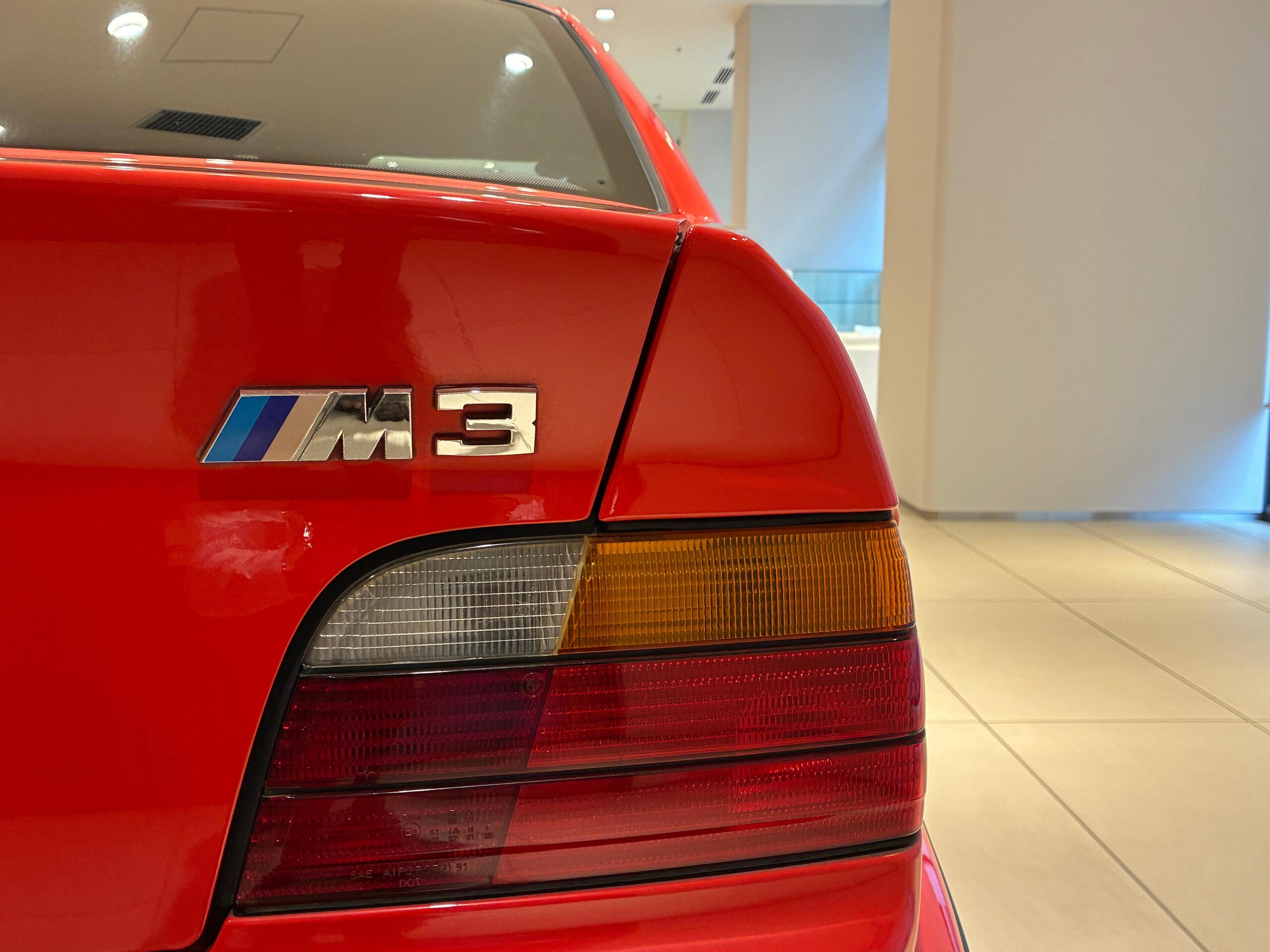 1994 BMW M3 Coupe — Photo 14 / 17