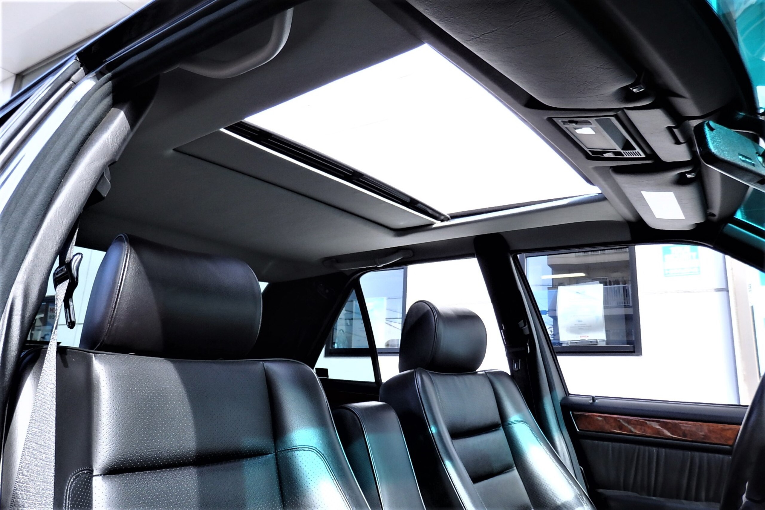 1993 Mercedes Benz E500 — Photo 16 / 21