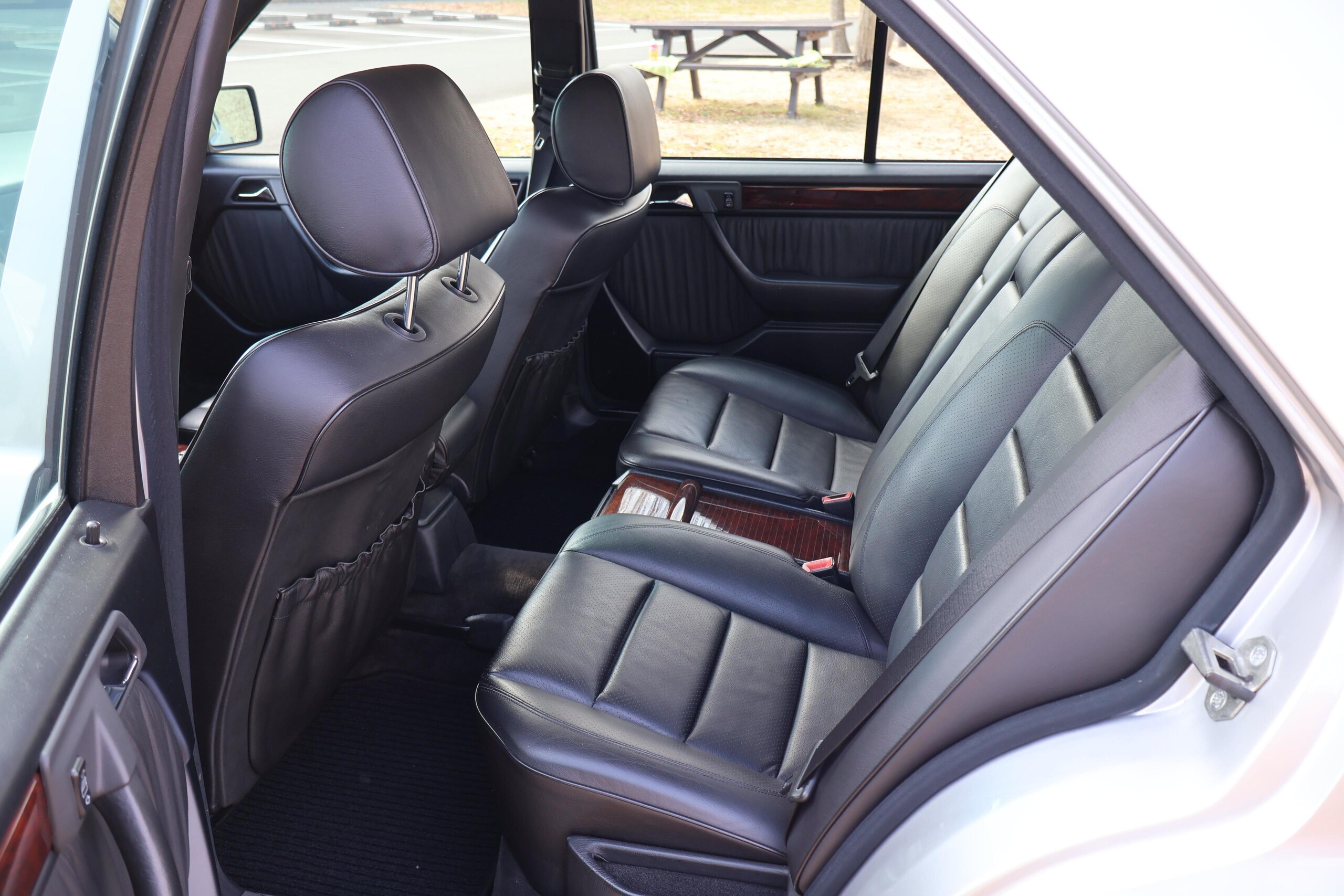 1995 Mercedes Benz E60 AMG — Photo 17 / 20