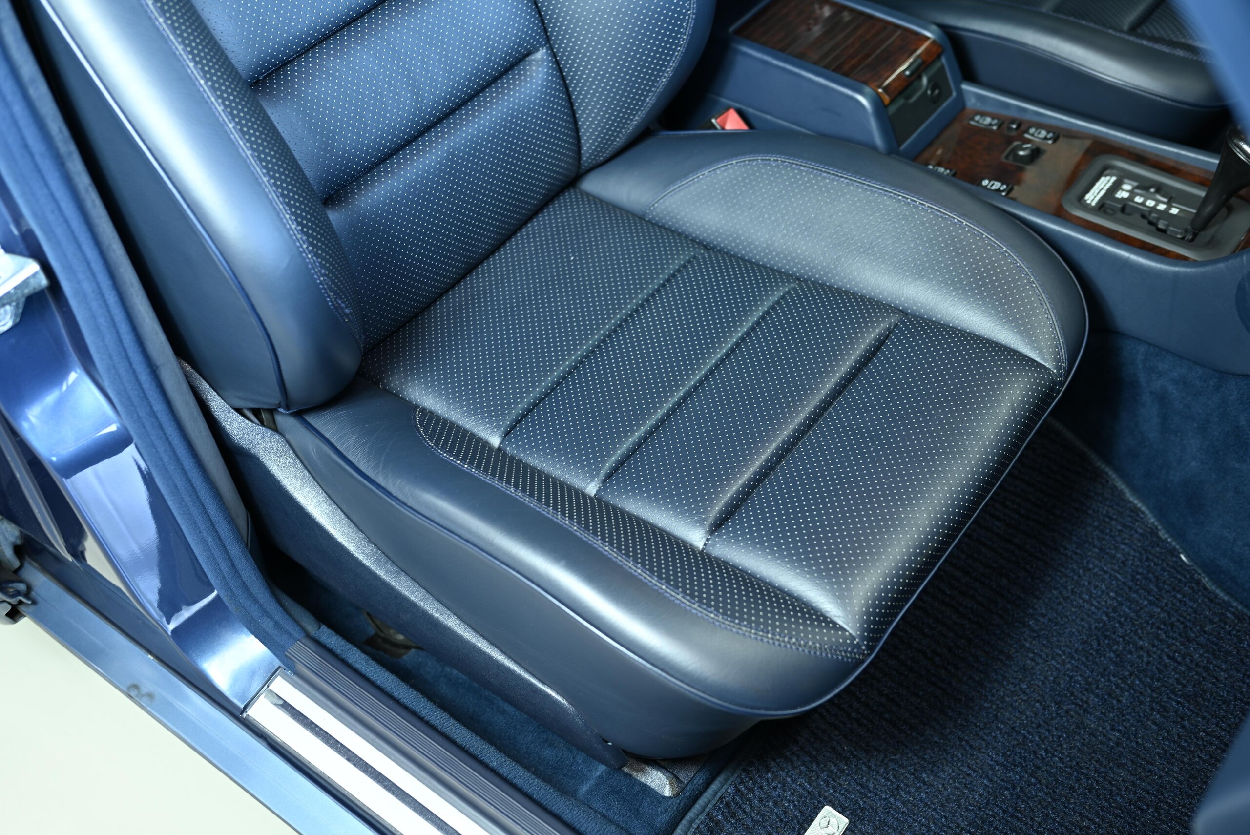 1994 Mercedes Benz E500 — Photo 59 / 74
