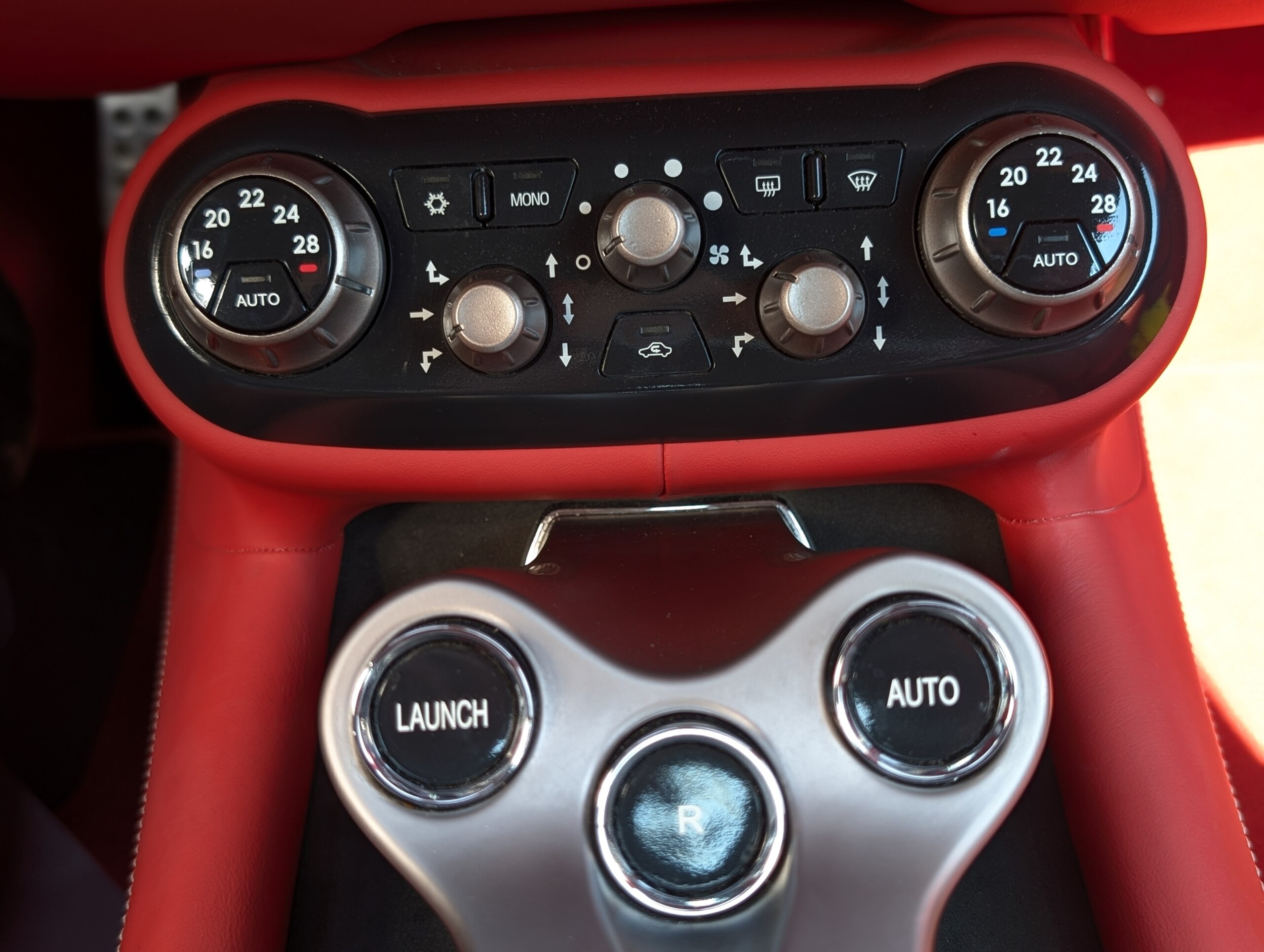 2009 Ferrari California F1 — Photo 11 / 19