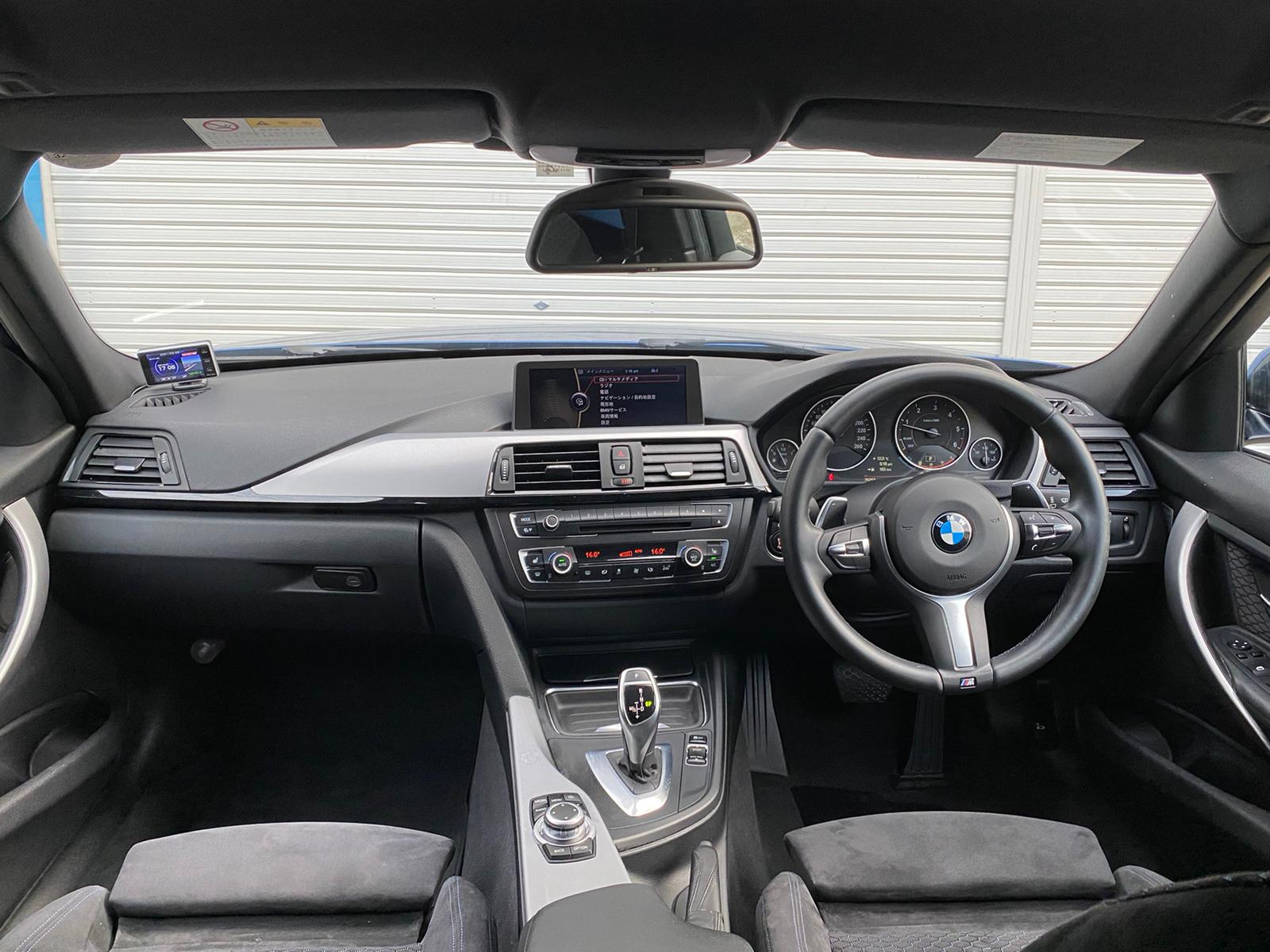 2012 BMW 320d M Sport — Photo 20 / 30