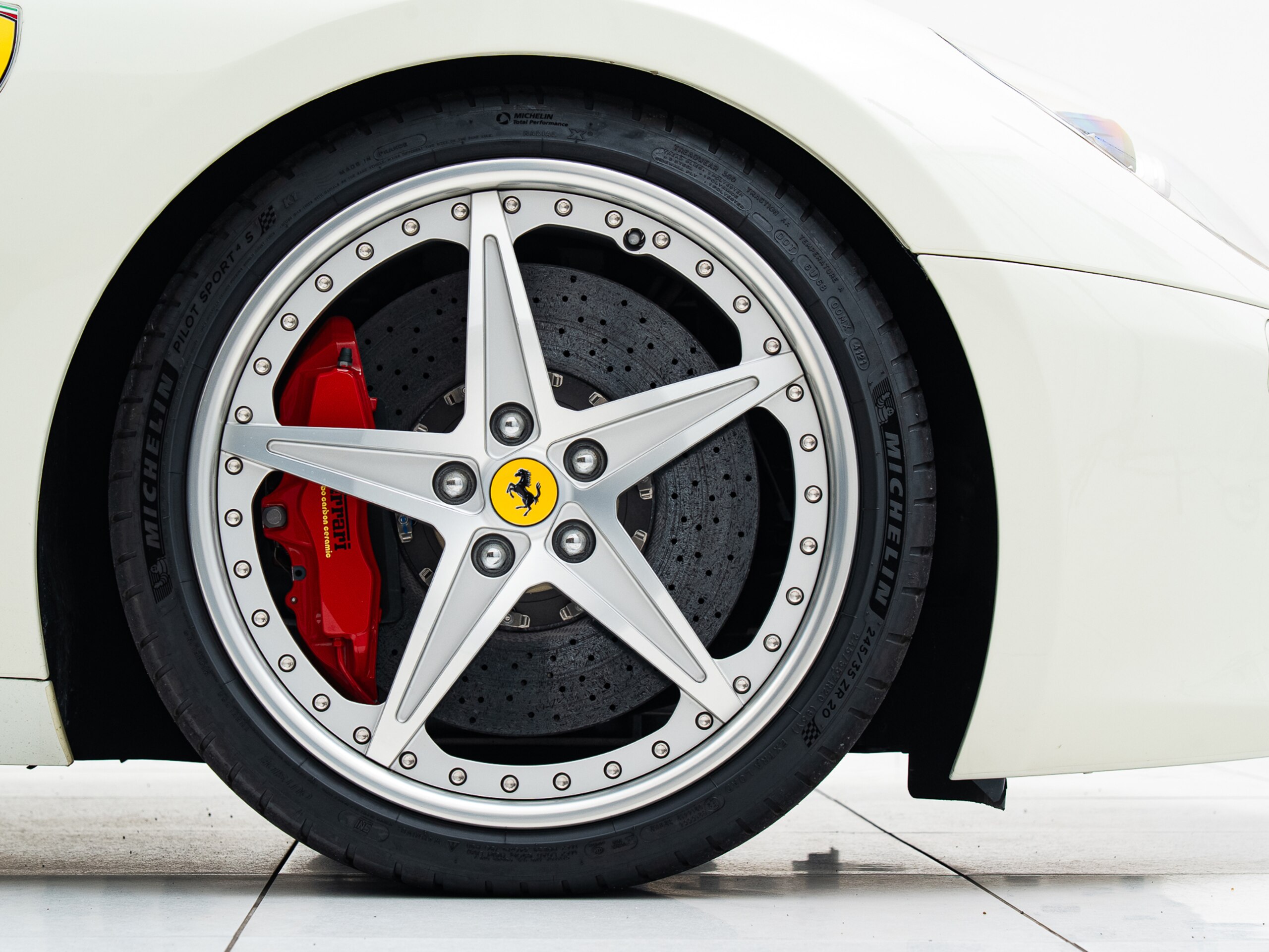 2012 Ferrari 599 HGTE — Photo 38 / 51