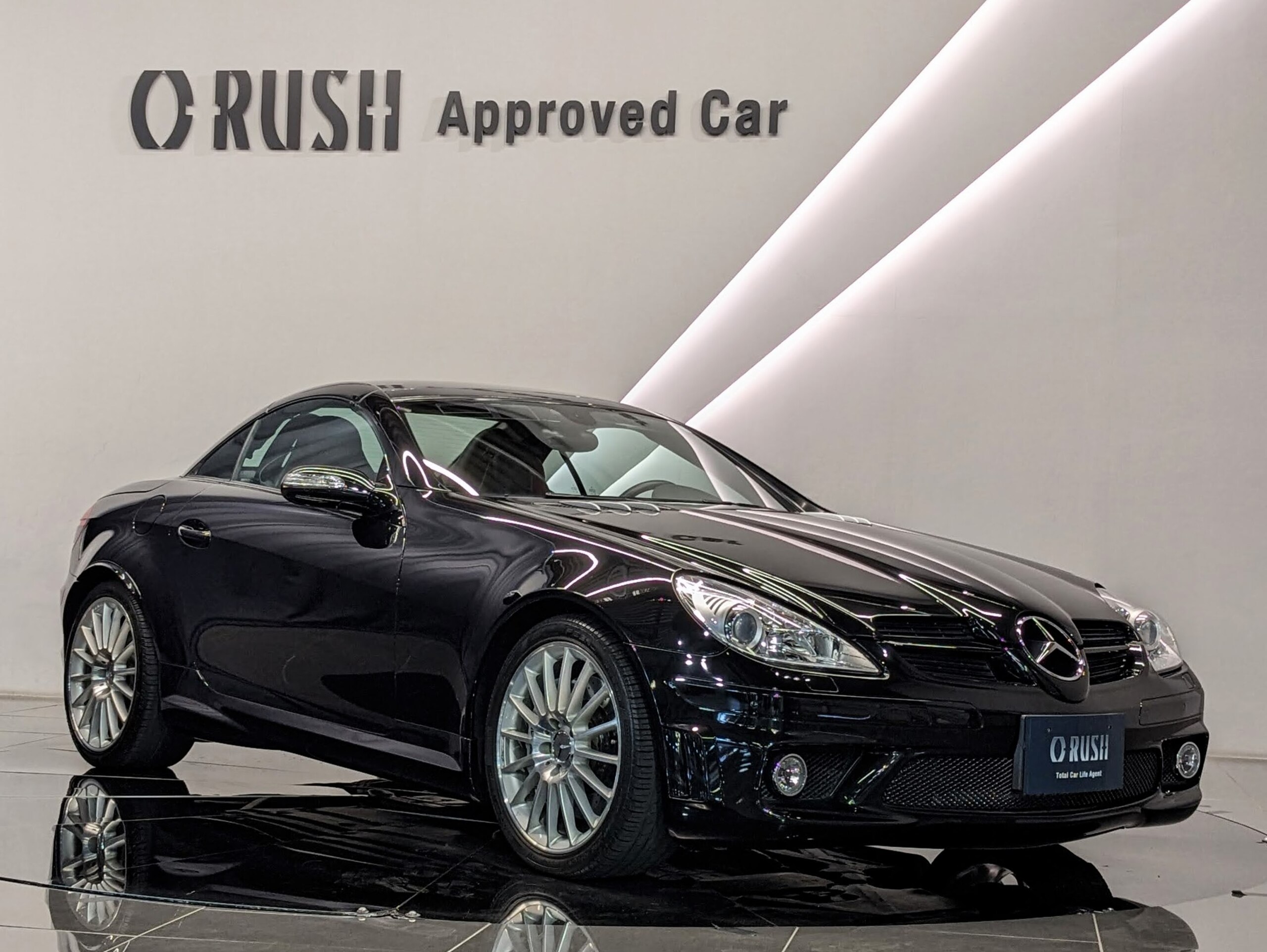 2007 Mercedes Benz SLK55 AMG — Photo 8 / 24