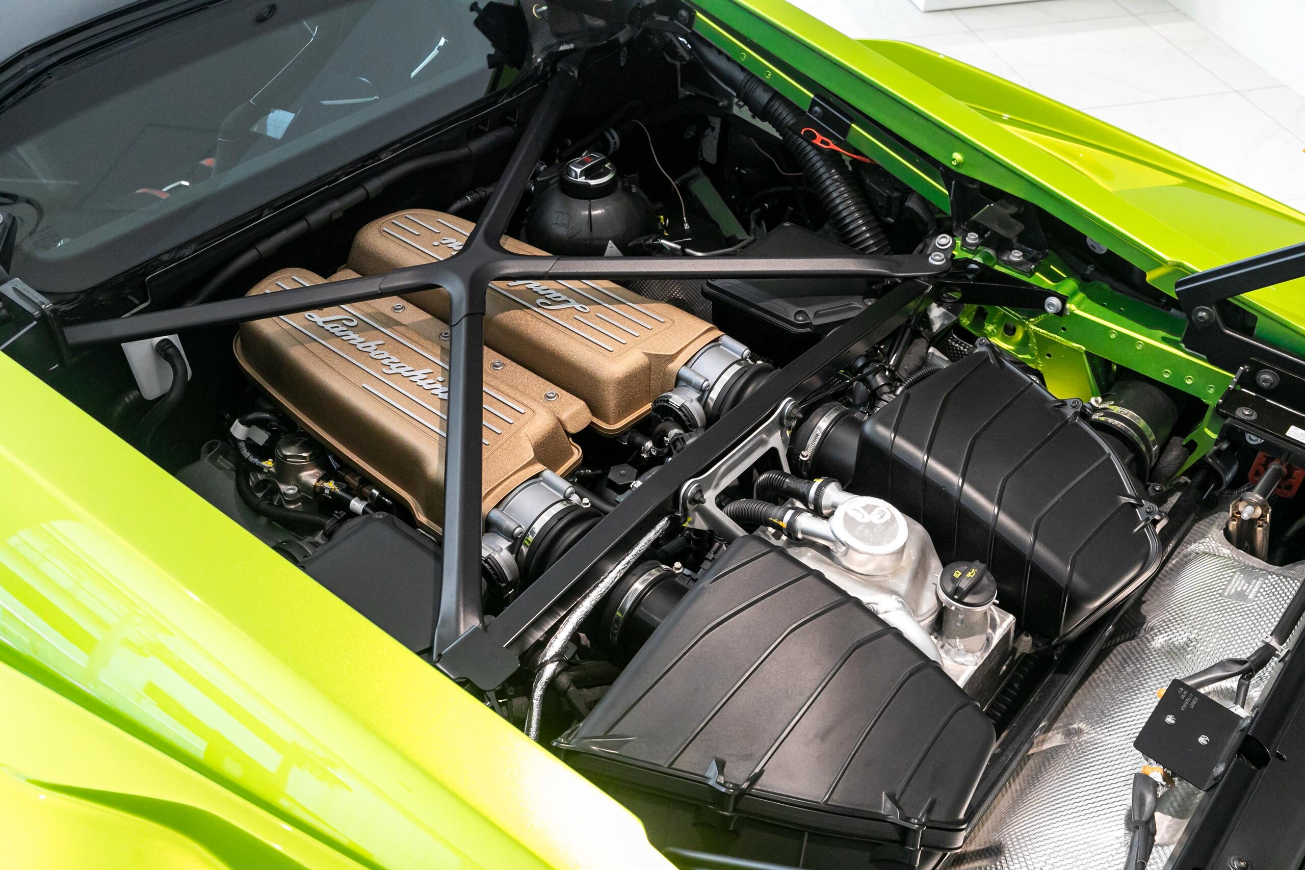 2023 Lamborghini Huracán STO — Photo 25 / 27