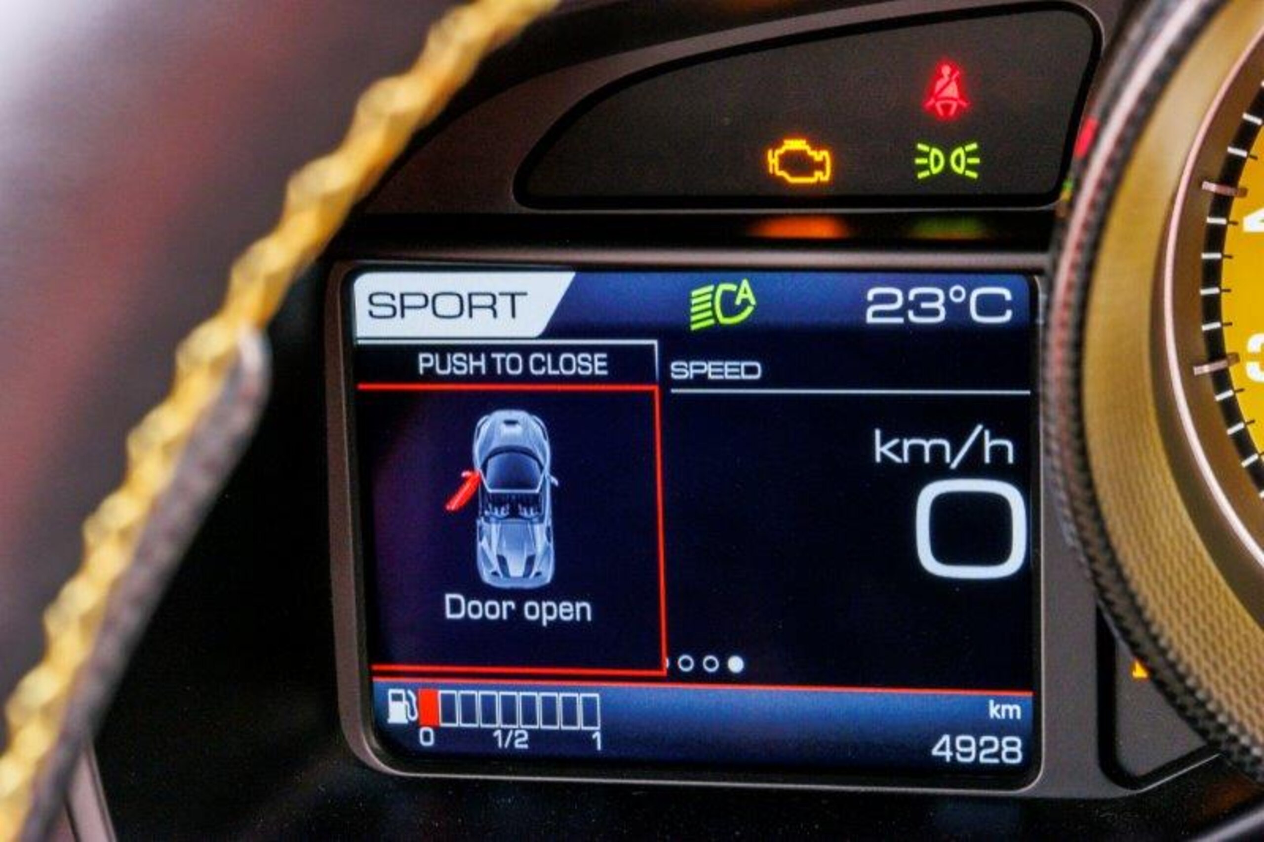 2022 Ferrari F8 Spider — Photo 18 / 42