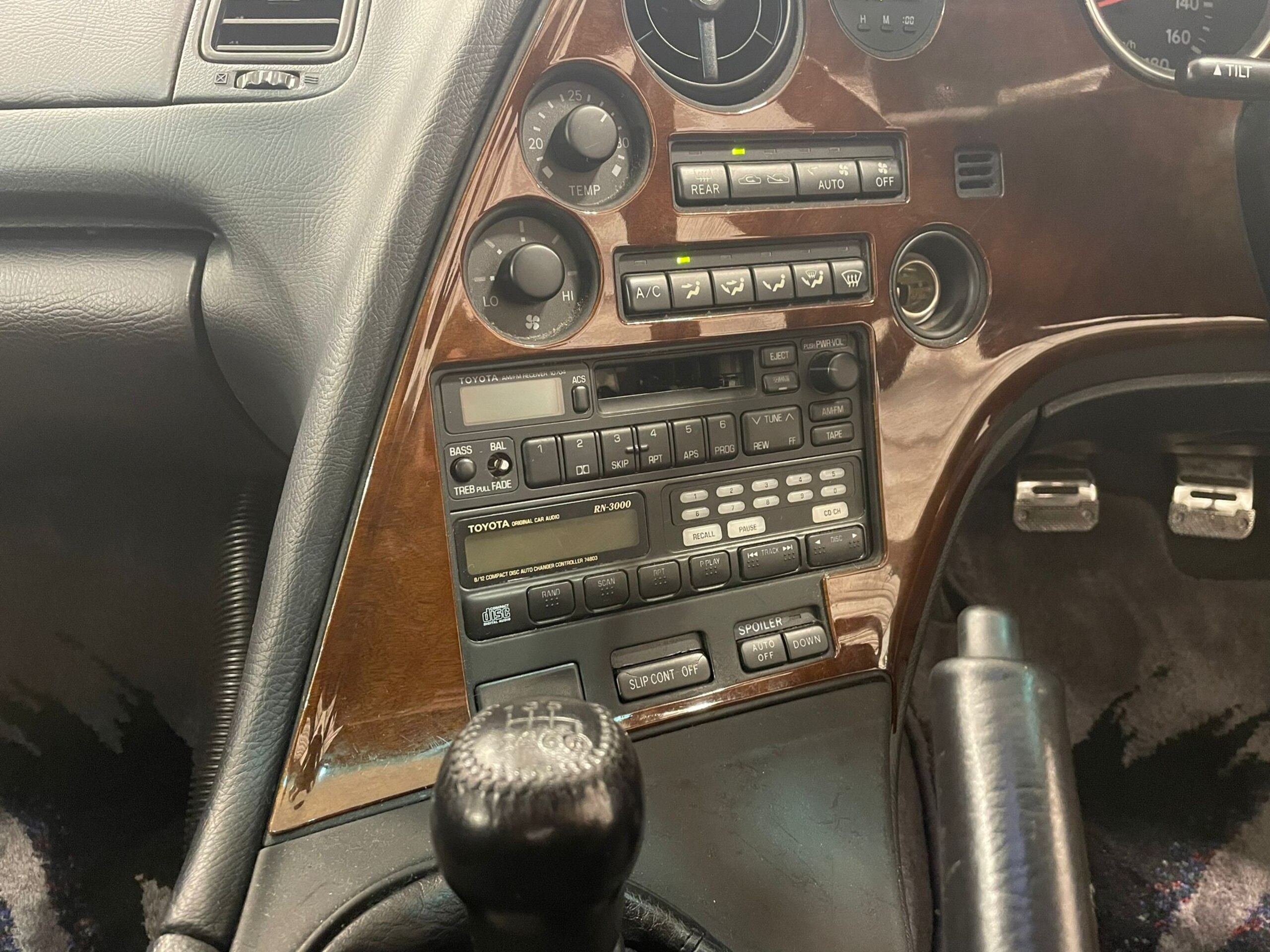 1993 Toyota Supra RZ — Photo 10 / 18
