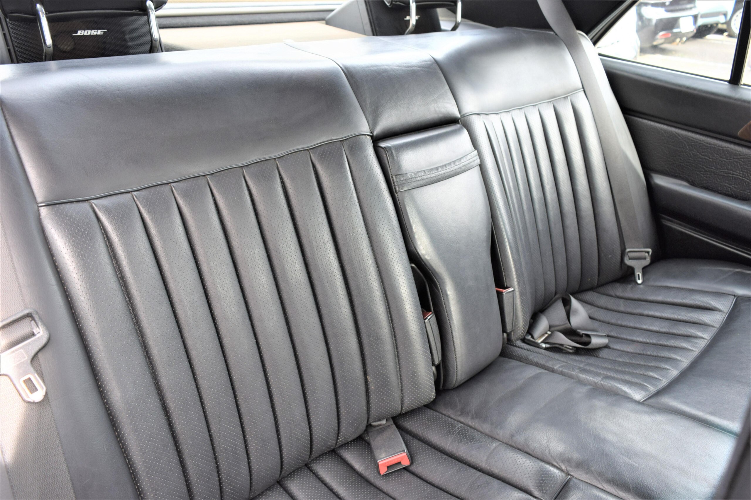 1988 Mercedes Benz 300E 3.2 AMG — Photo 16 / 20
