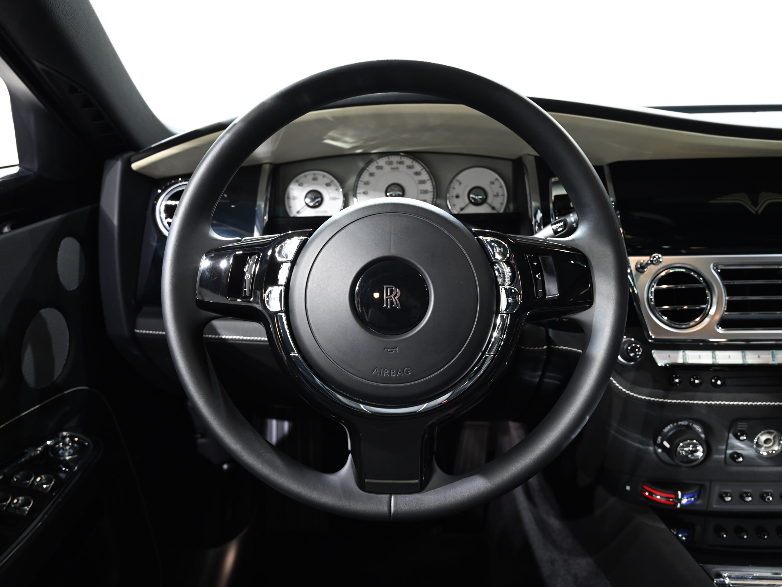2014 Rolls-Royce Ghost — Photo 9 / 28