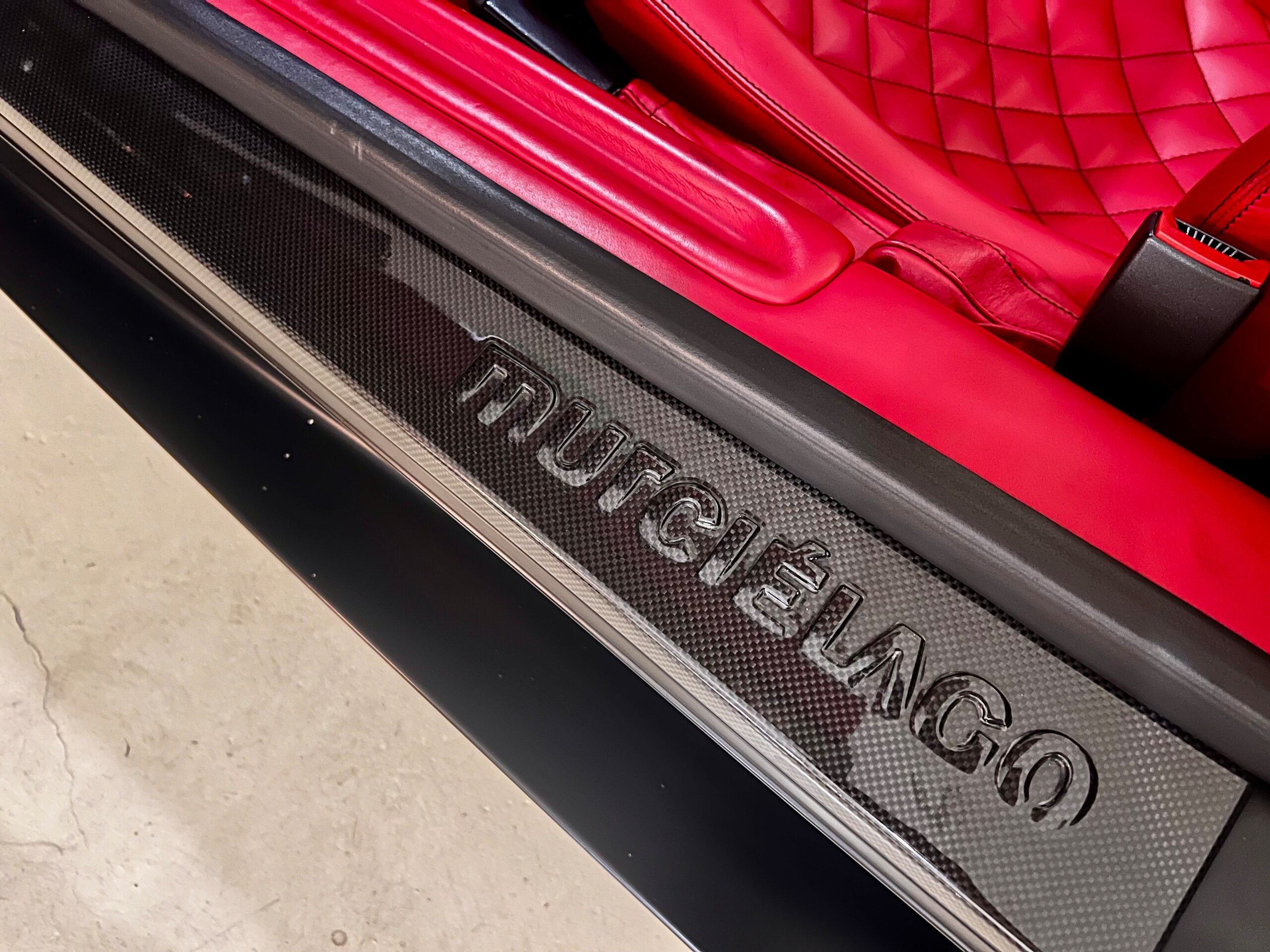 2008 Lamborghini Murcielago Roadster — Photo 9 / 18