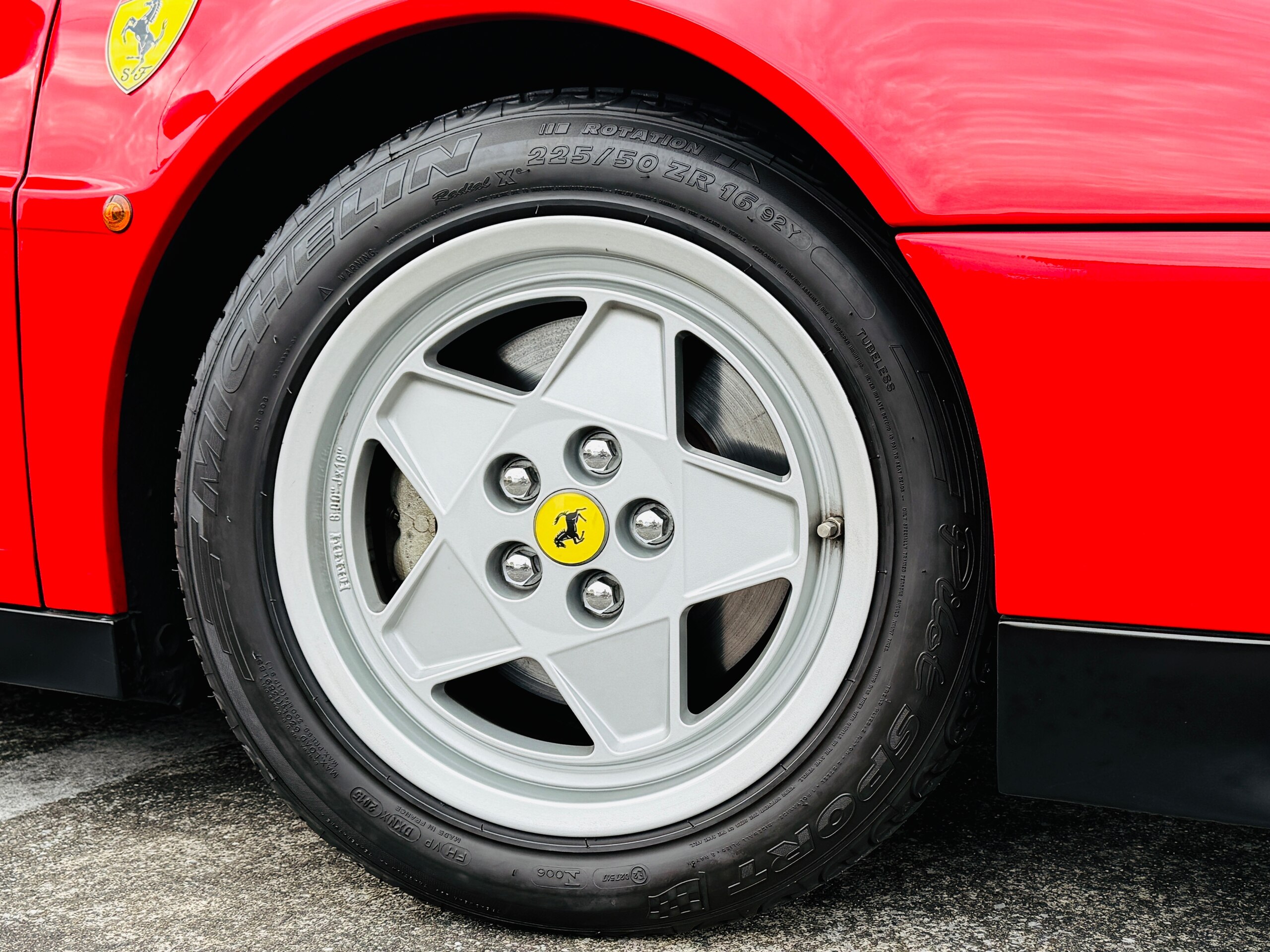1991 Ferrari Testarossa — Photo 17 / 18