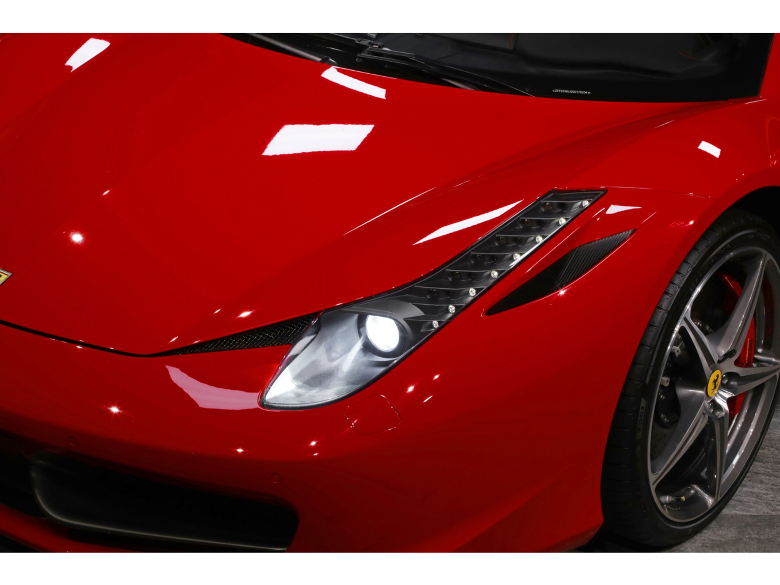 2010 Ferrari 458 Italia F1 DCT — Photo 22 / 40