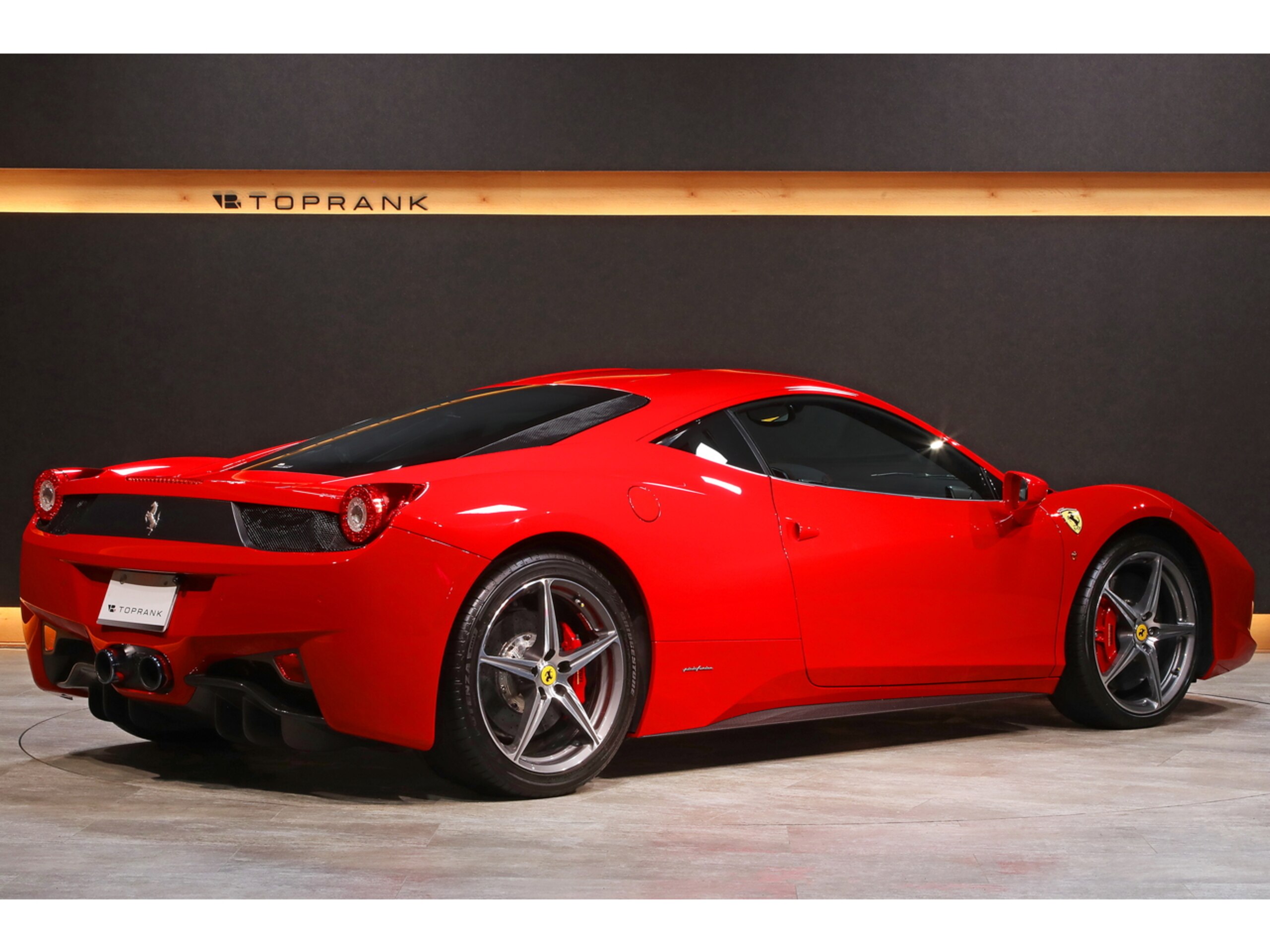 2010 Ferrari 458 Italia F1 DCT — Photo 18 / 40
