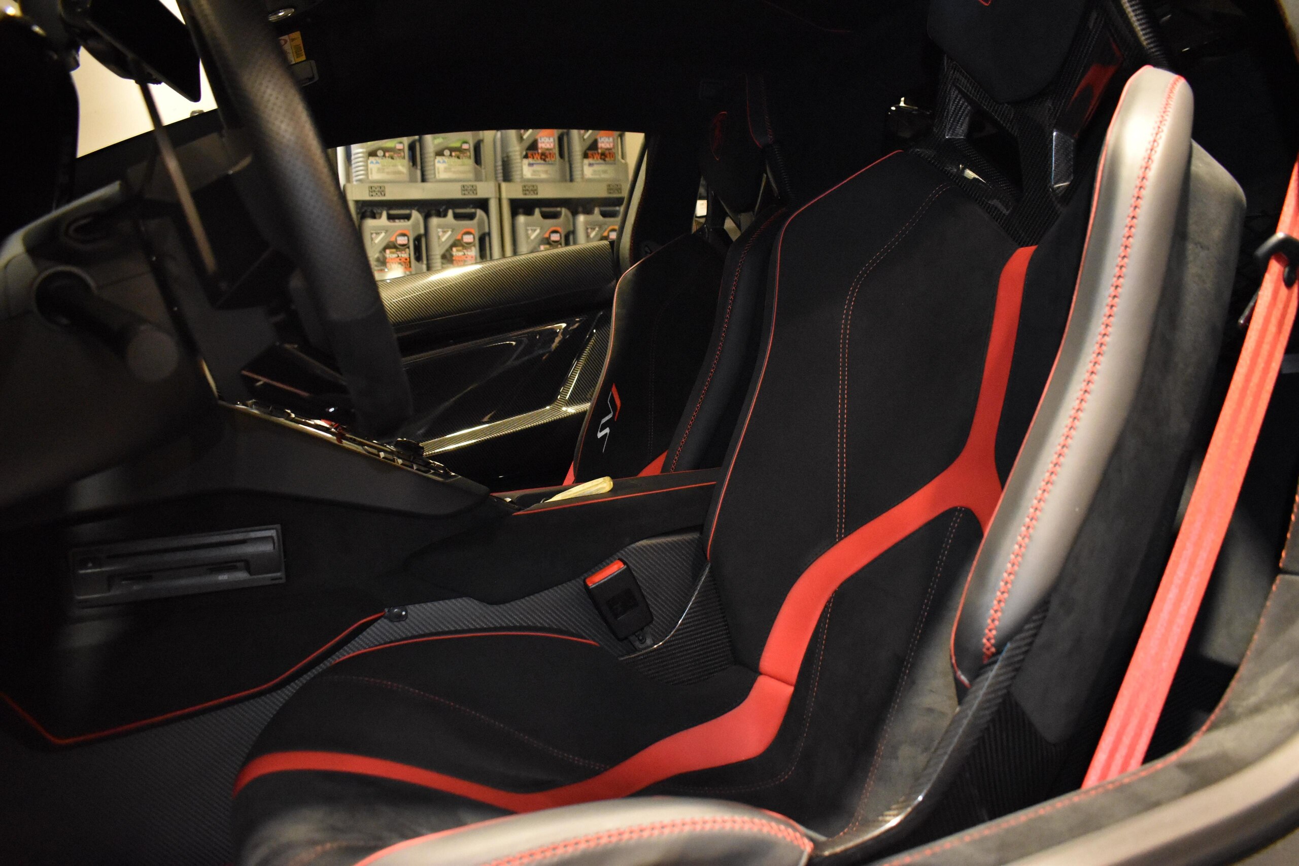 2019 Lamborghini Aventador SVJ — Photo 9 / 16