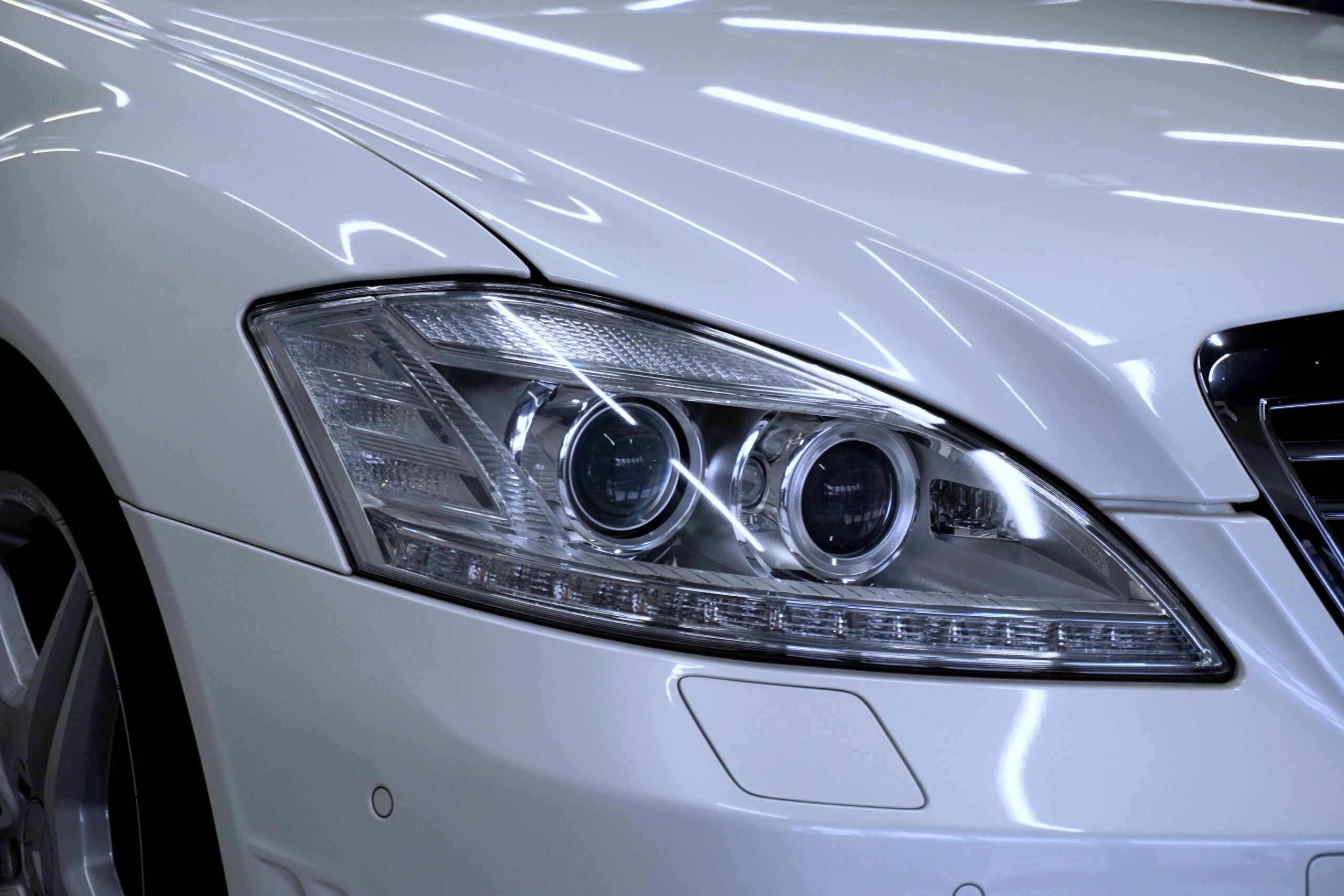 2012 Mercedes Benz S63 AMG Long — Photo 16 / 17