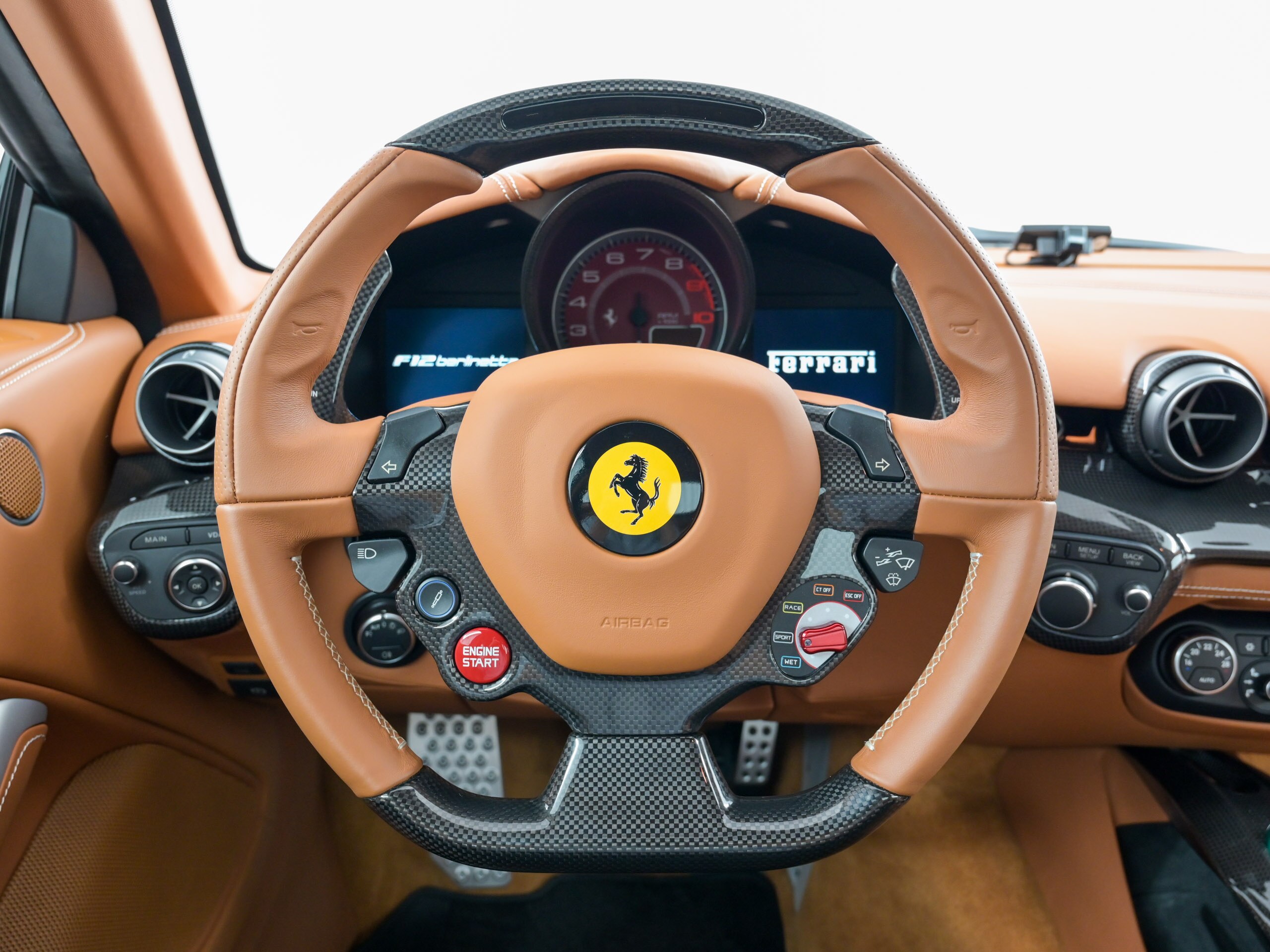 2014 Ferrari F12 Berlinetta — Photo 6 / 11
