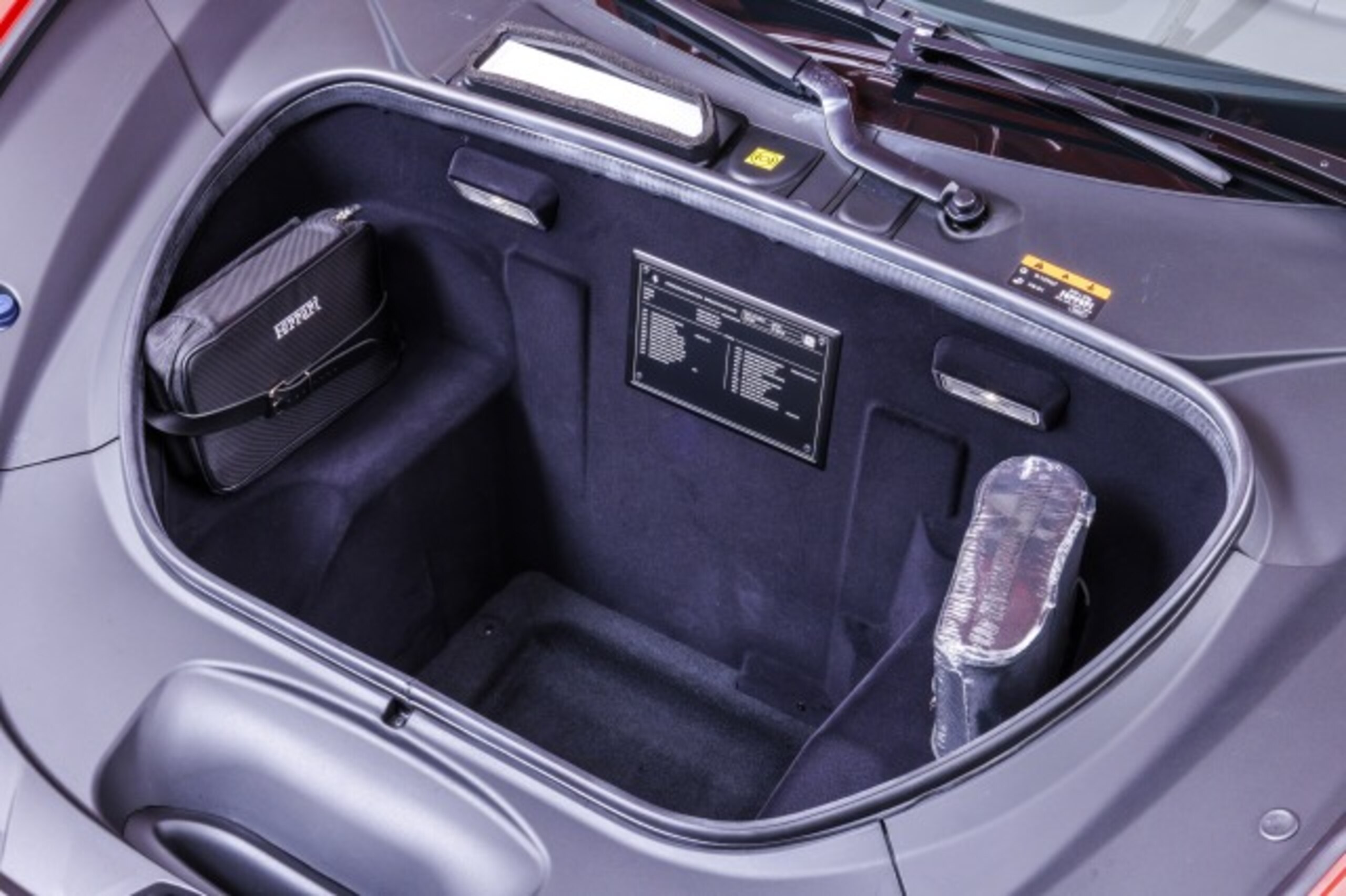 2022 Ferrari F8 Spider — Photo 41 / 42