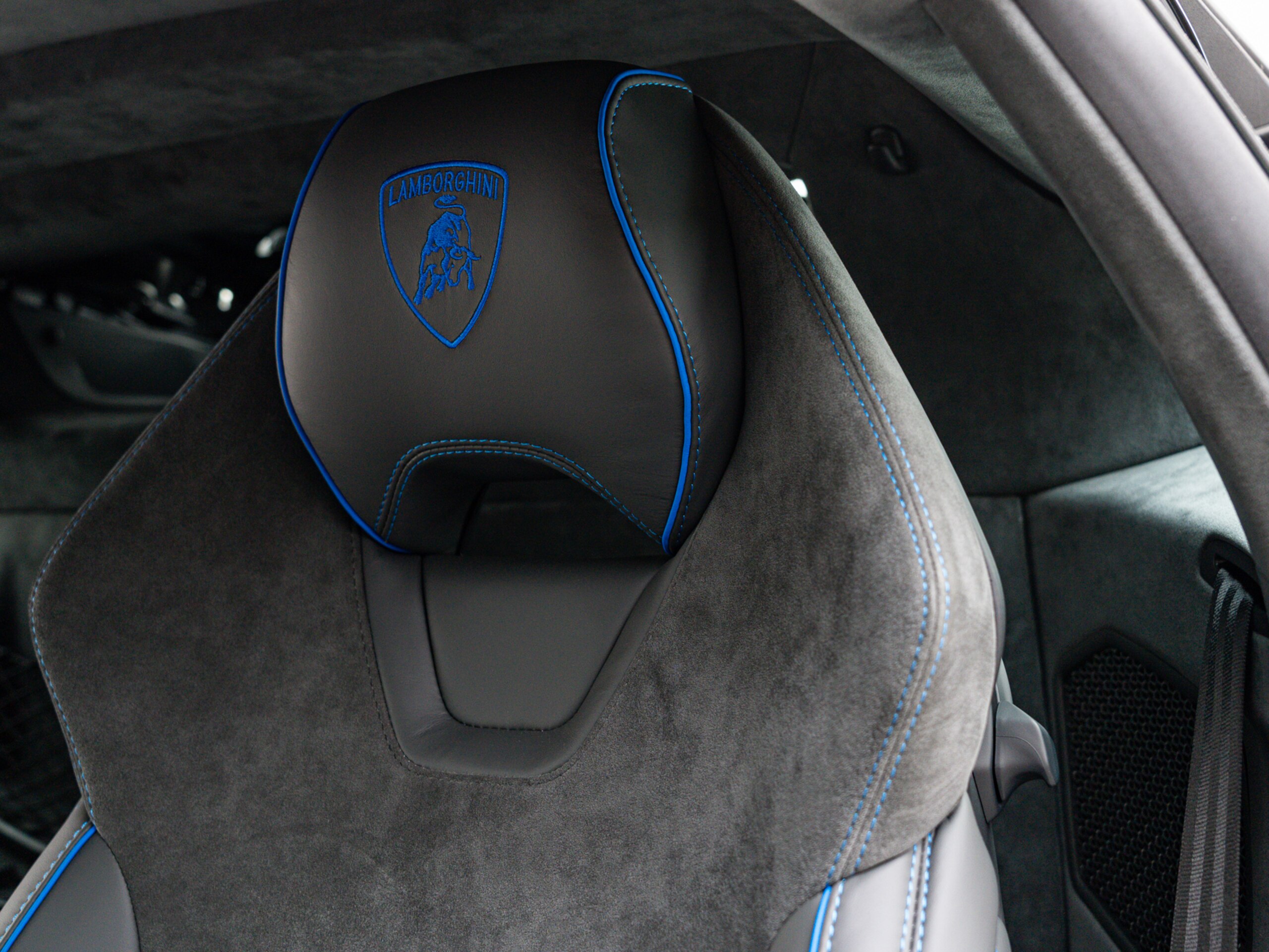 2024 Lamborghini Huracán Sterrato — Photo 17 / 50