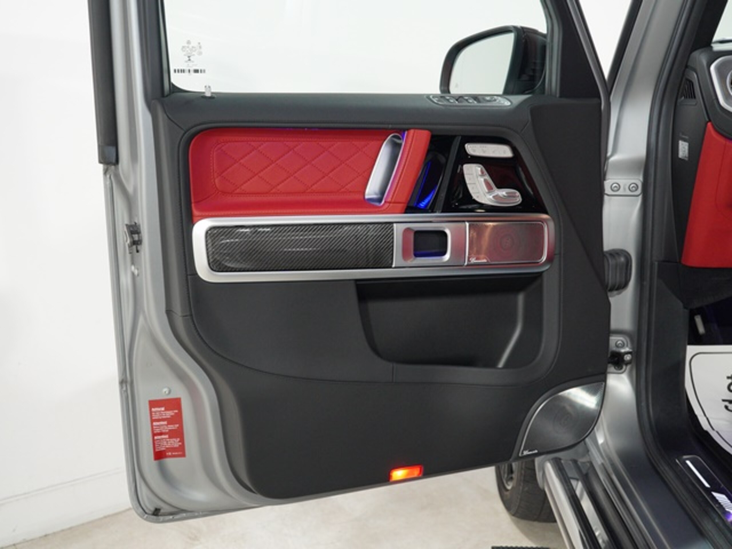 2019 Mercedes Benz G63 AMG — Photo 7 / 24