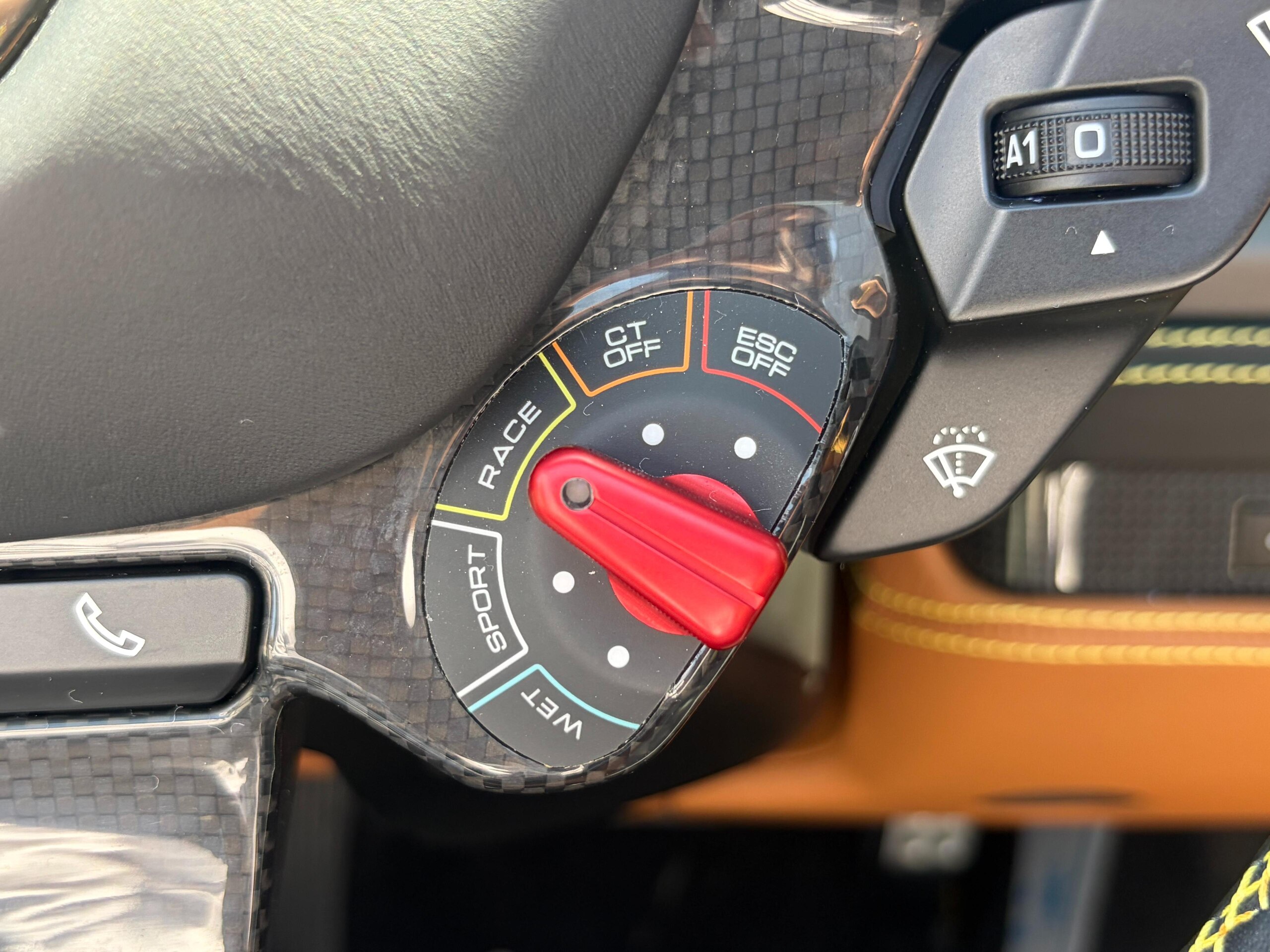 2021 Ferrari F8 Spider — Photo 12 / 37