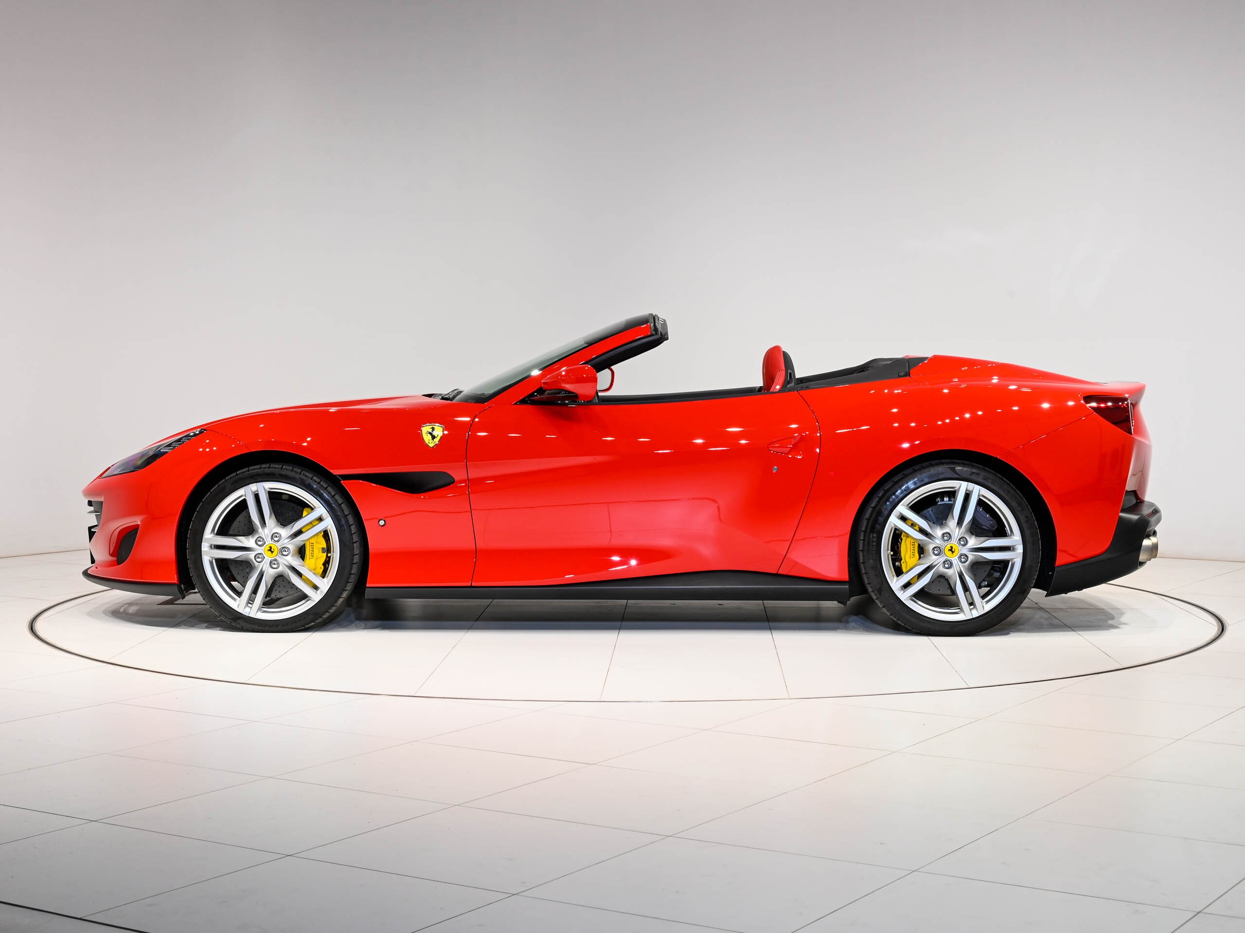 2019 Ferrari Portofino for sale in Japan