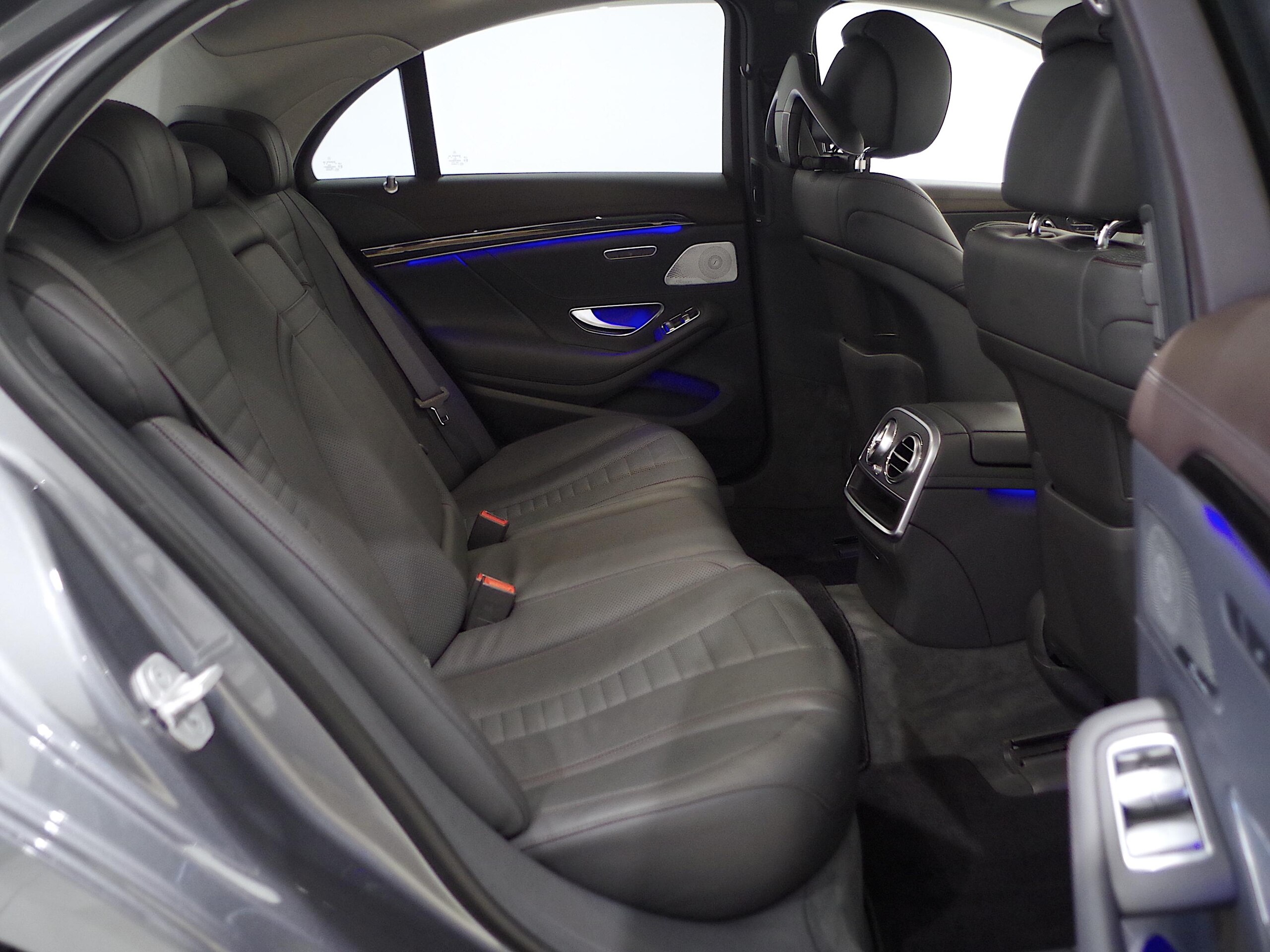 2017 Mercedes Benz S400 AMG Line — Photo 18 / 21