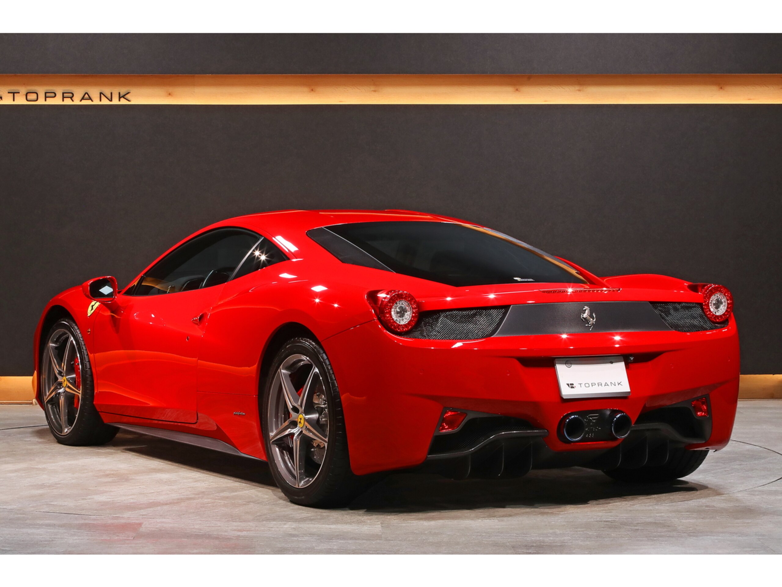 2010 Ferrari 458 Italia F1 DCT — Photo 14 / 40