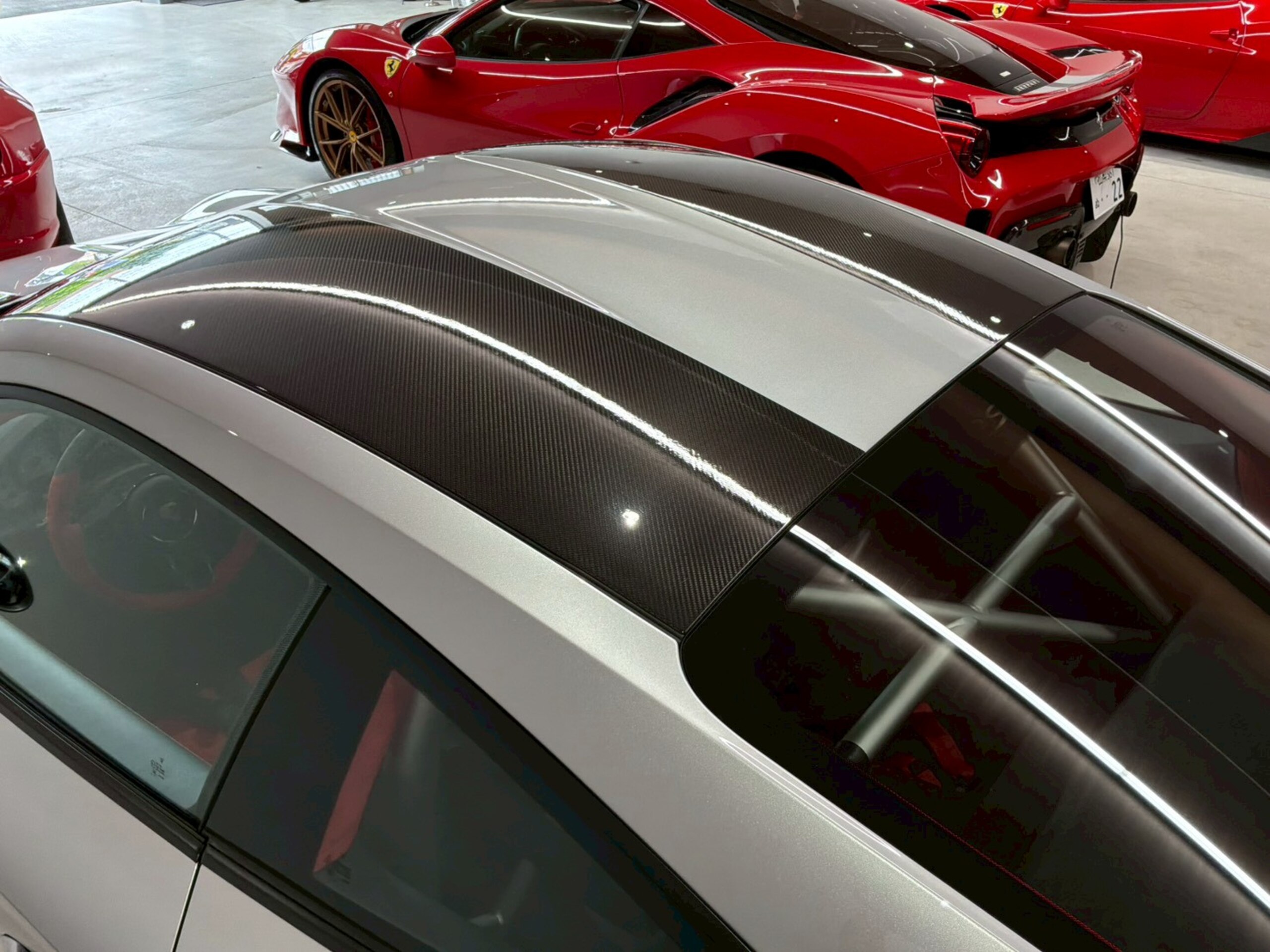 2019 Porsche 911 GT2 RS — Photo 22 / 32