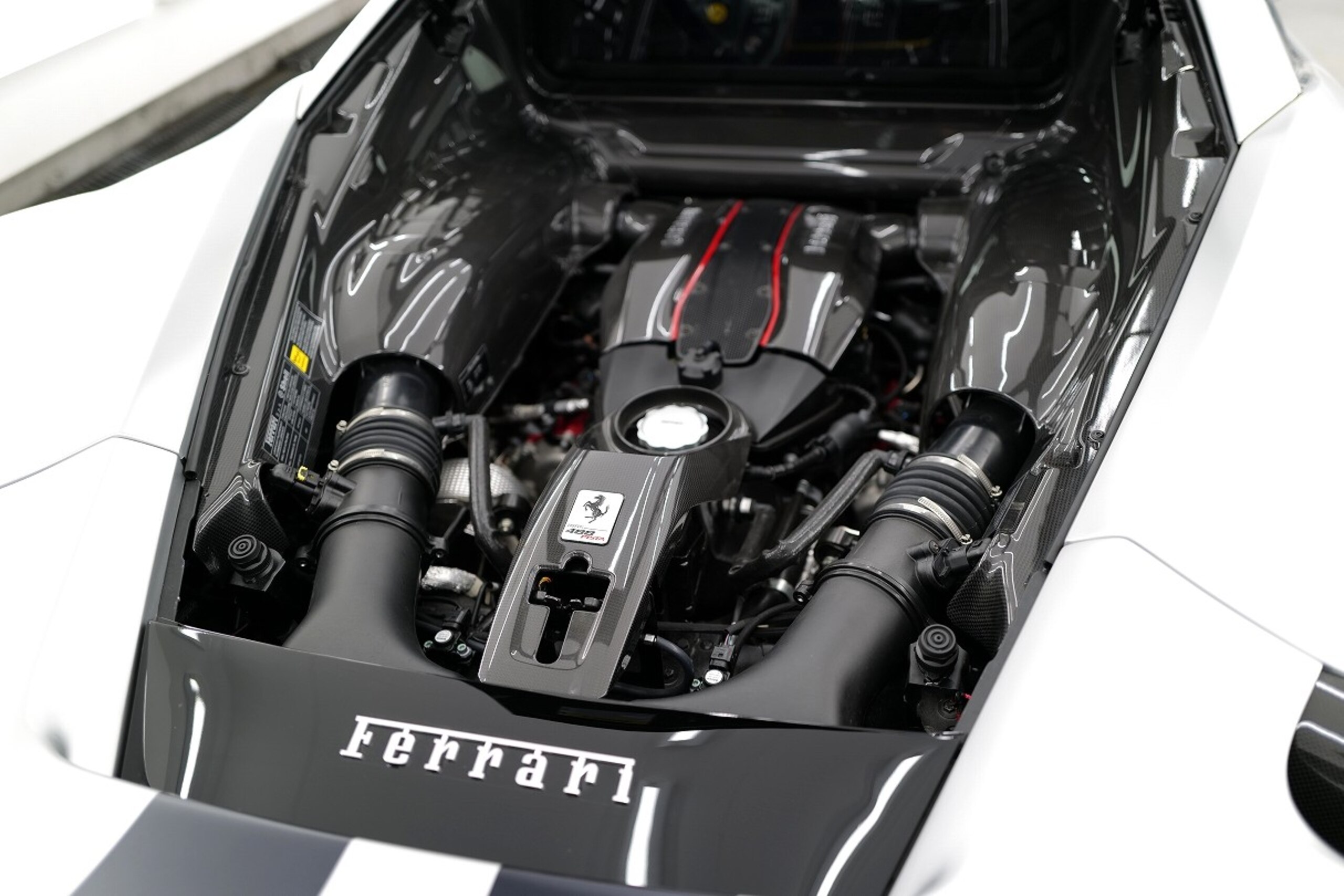 2019 Ferrari 488 Pista — Photo 19 / 21