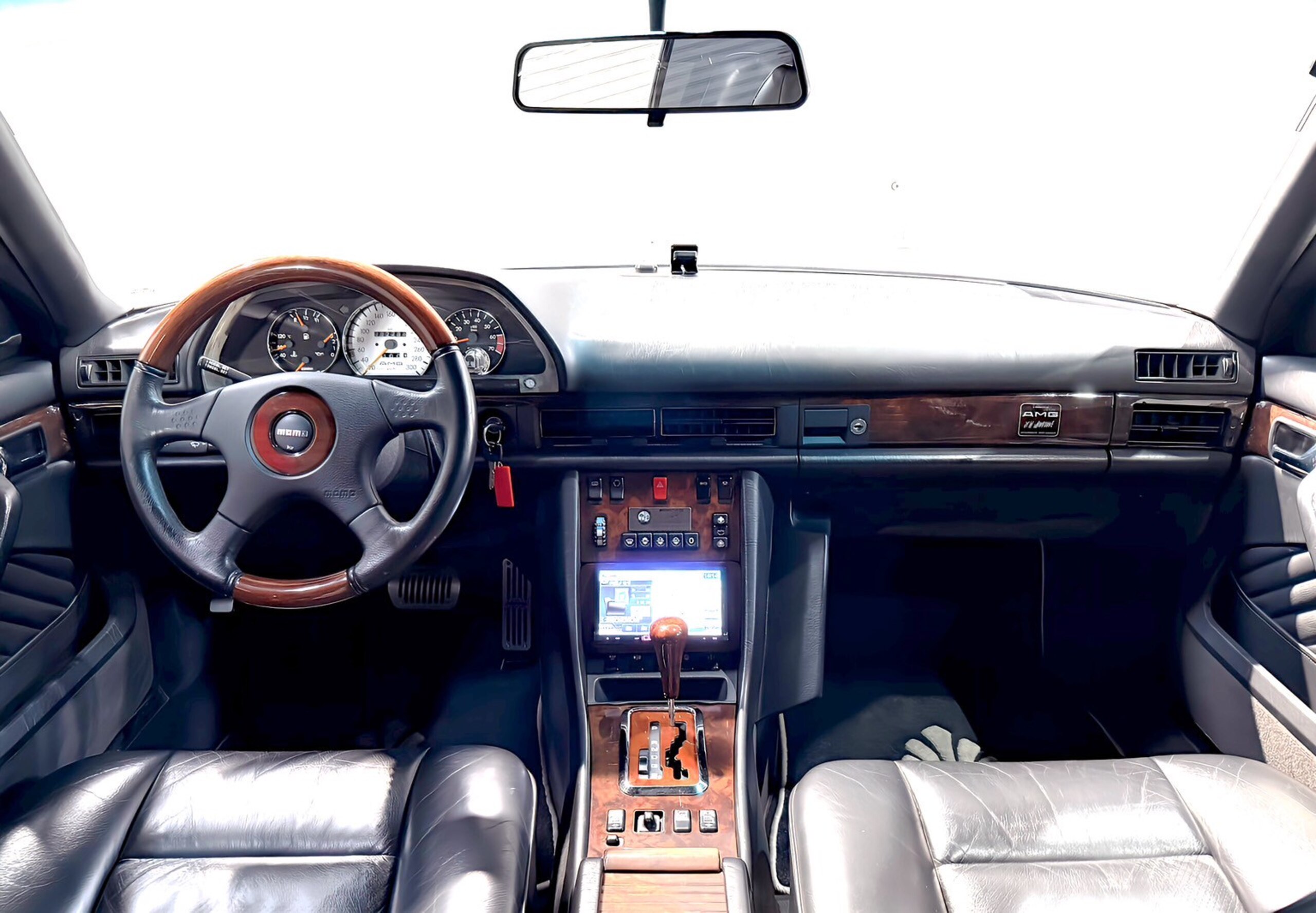 1991 Mercedes Benz 560SEC — Photo 10 / 21