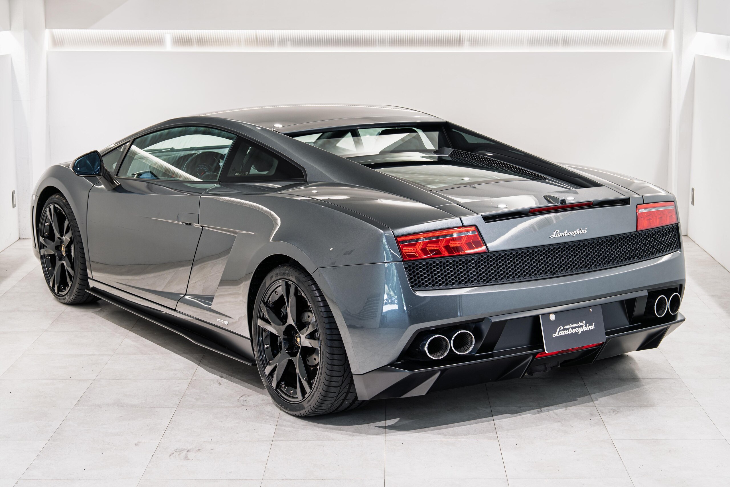 2013 Lamborghini Gallardo LP550-2 — Photo 7 / 26