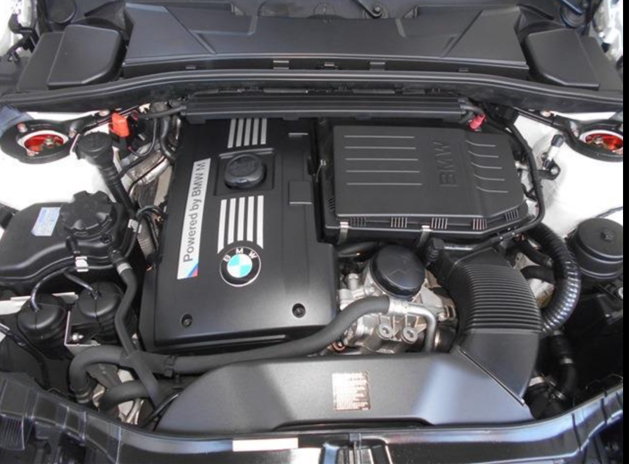 2011 BMW 1M Coupe — Photo 8 / 21