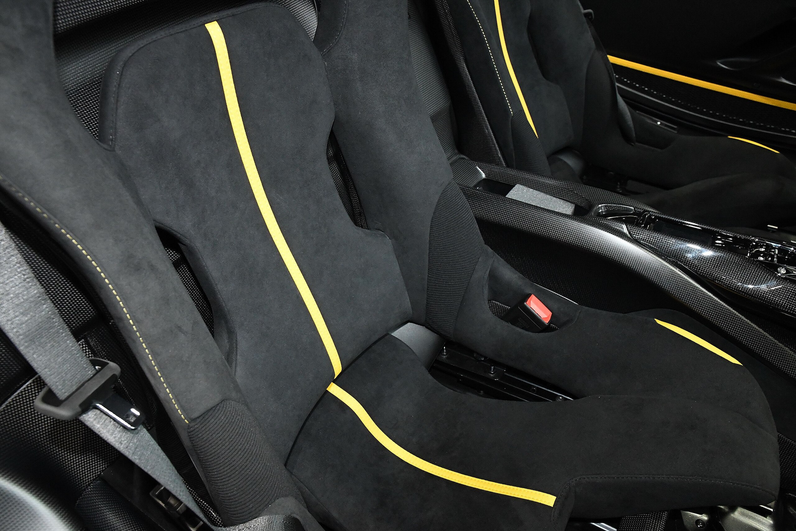 2026 Ferrari SF90 XX Stradale Tailor Made — Photo 39 / 63