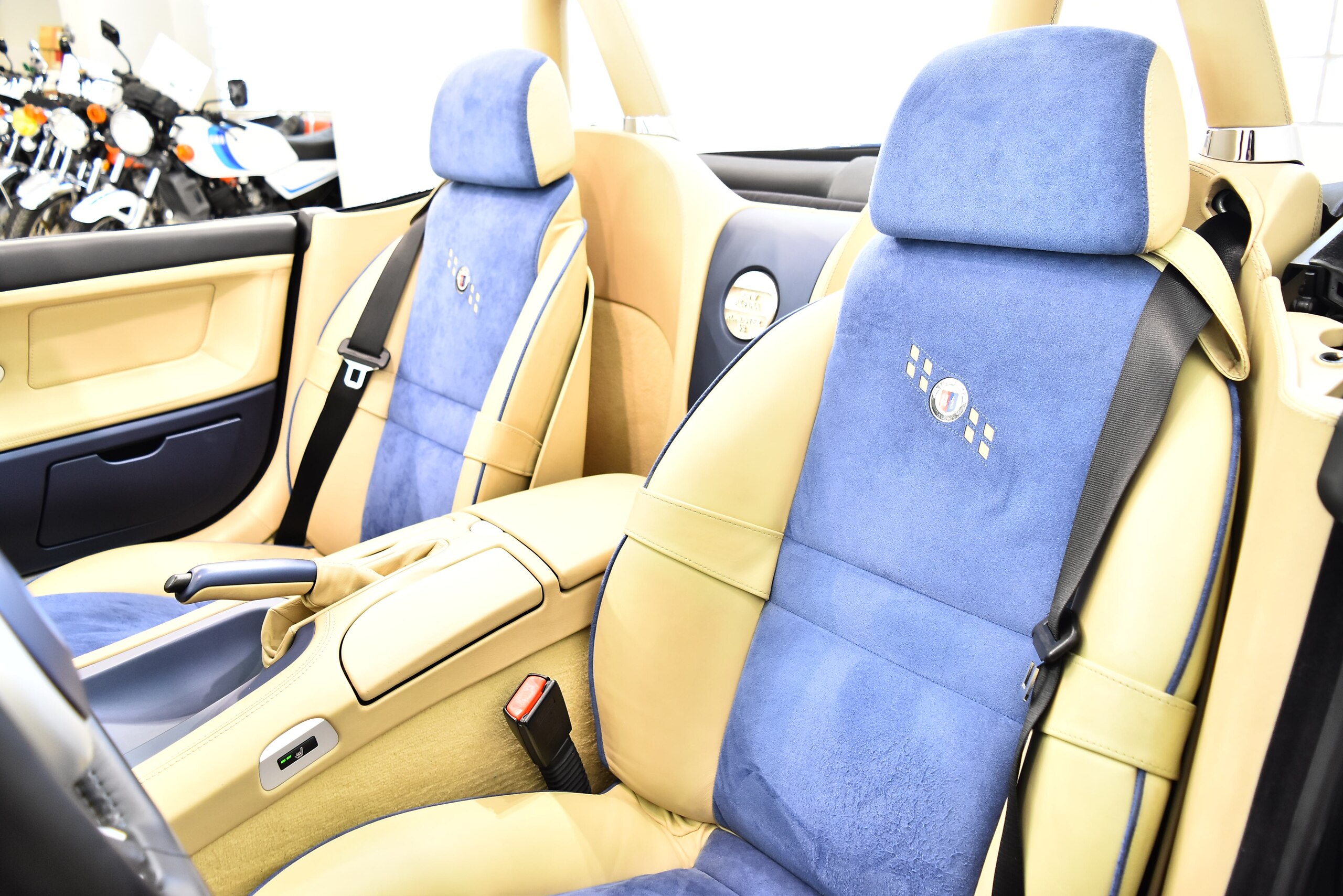 2004 BMW Alpina Roadster V8 Limited Edition — Photo 7 / 21